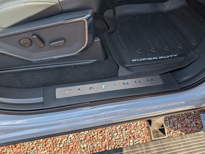 2026 Ford Super Duty F-250 SRW Platinum