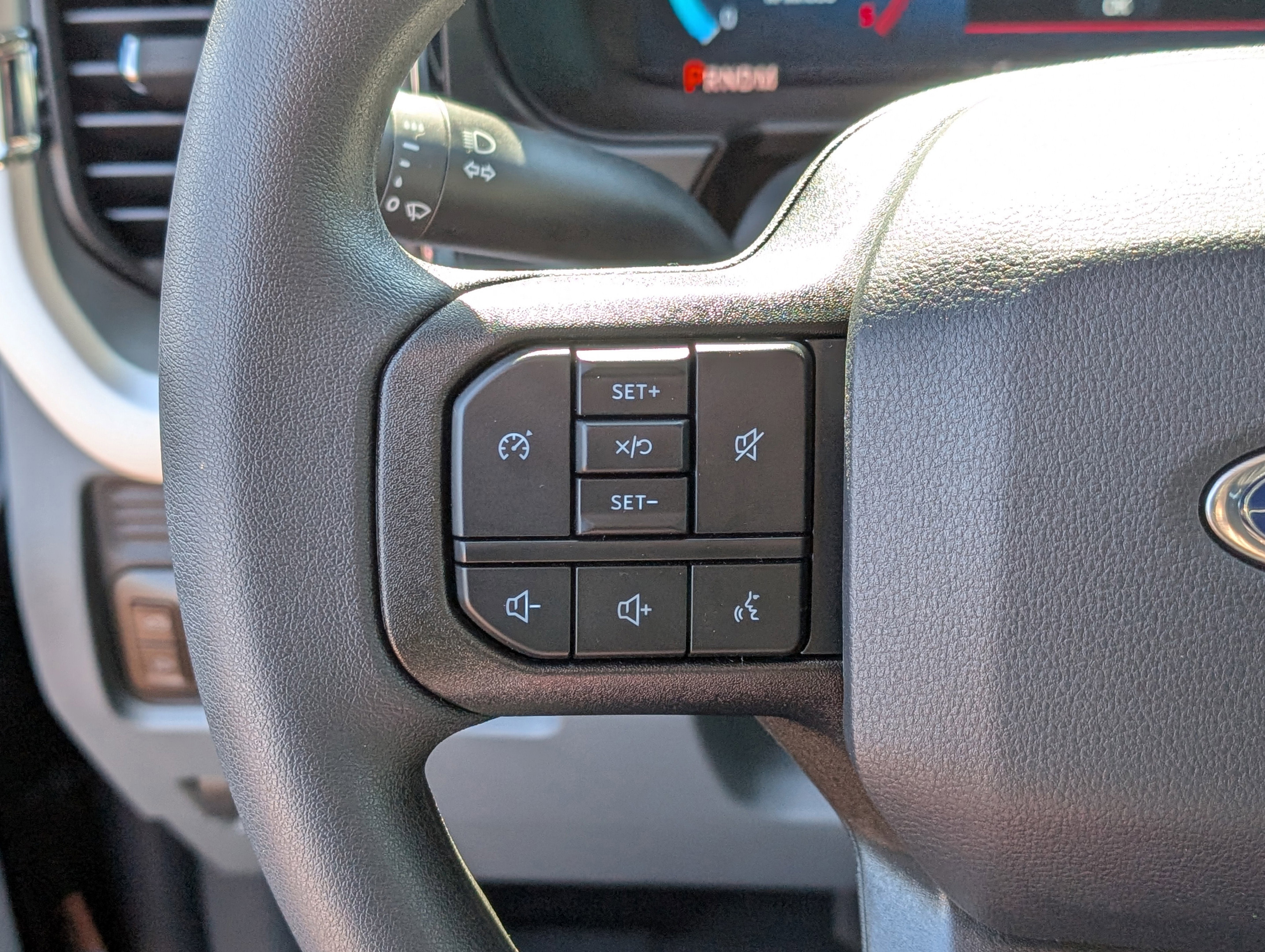 2025 Ford Super Duty F-350 SRW XLT