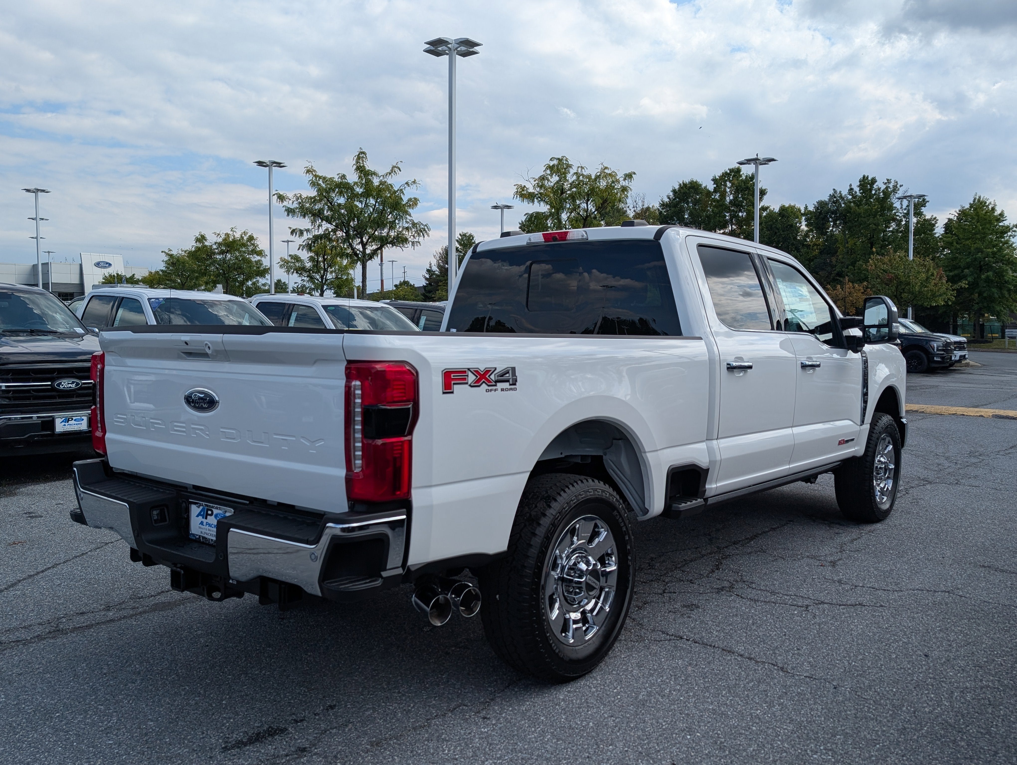 2026 Ford Super Duty F-350 SRW LARIAT