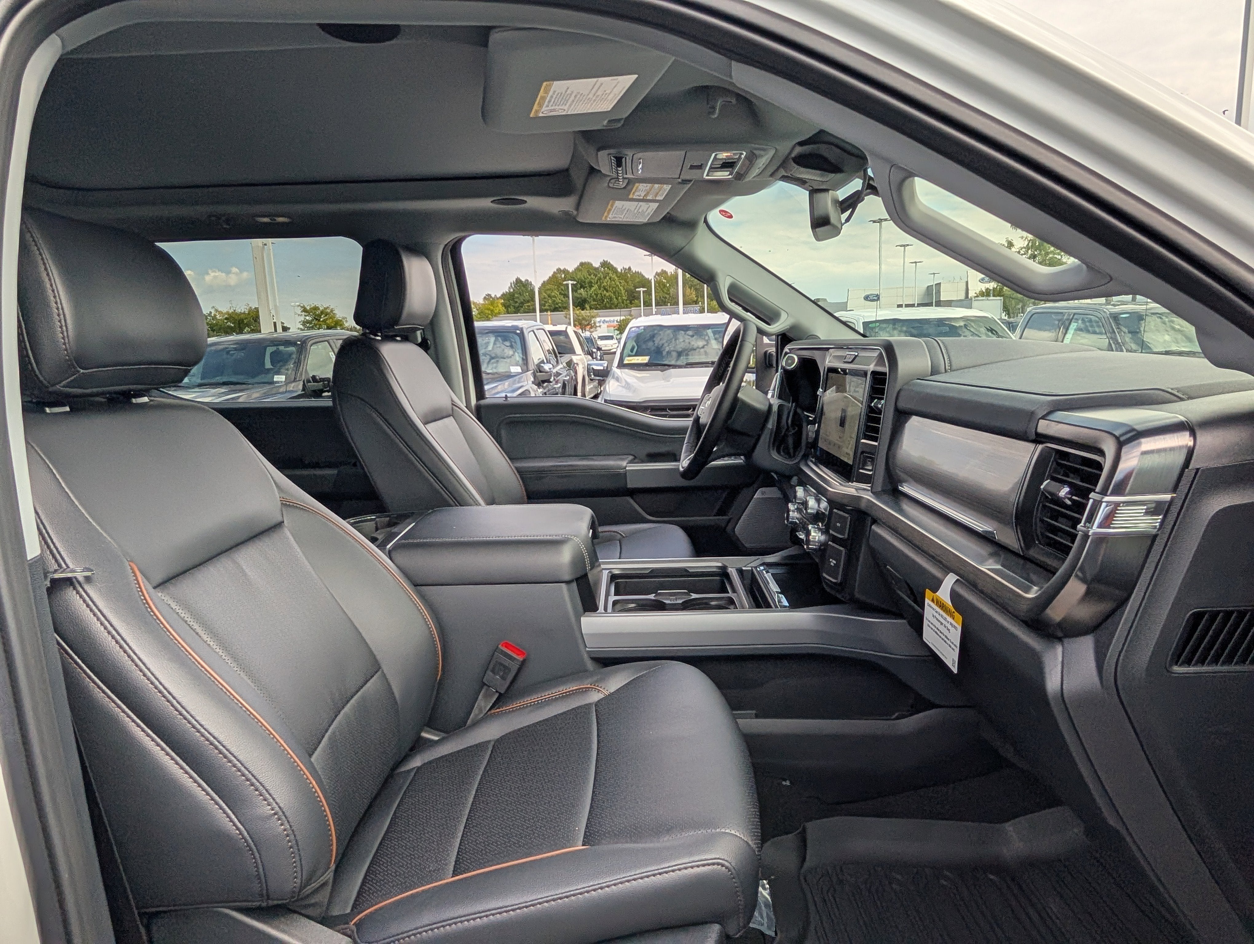 2026 Ford Super Duty F-350 SRW LARIAT