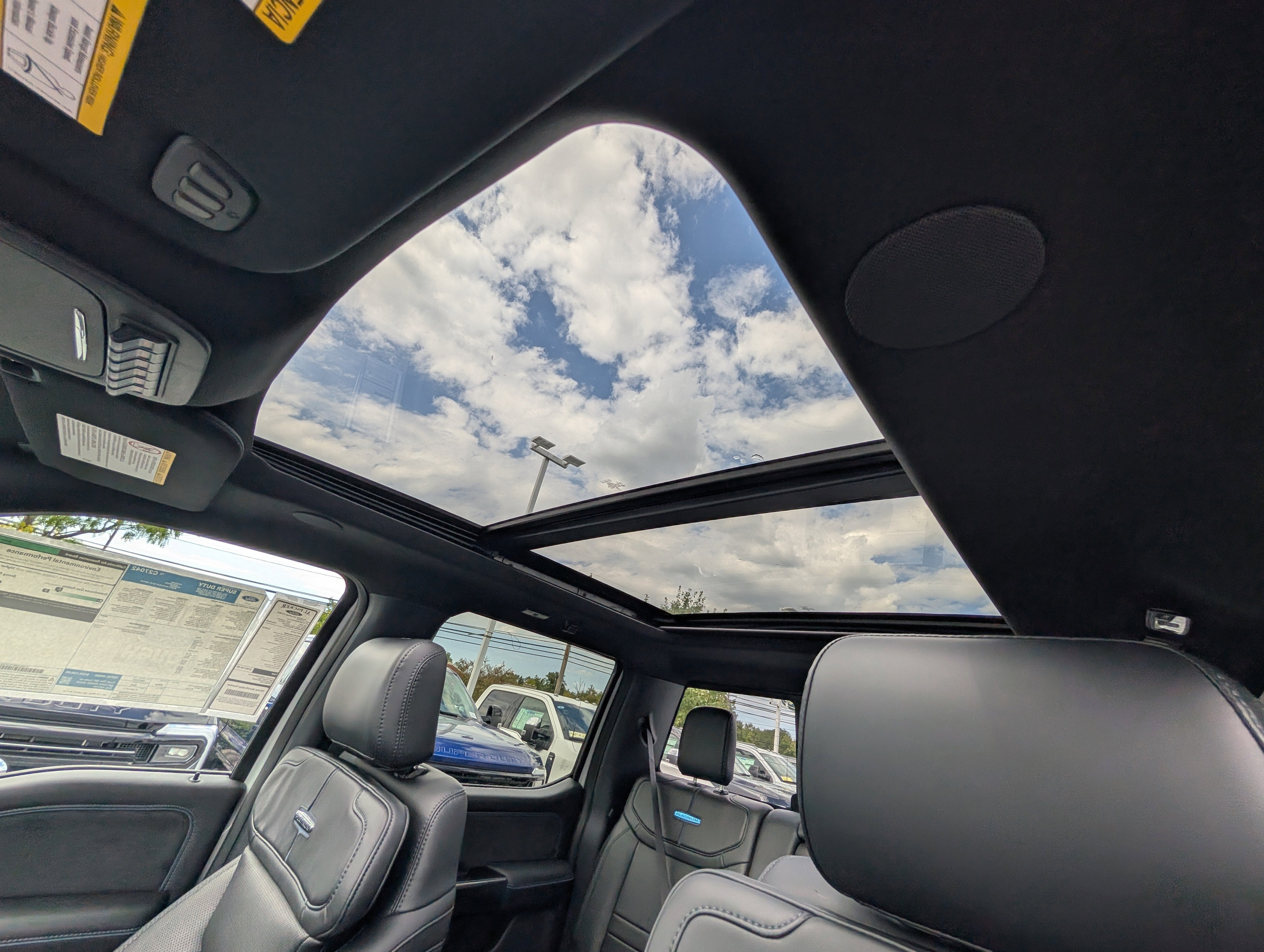 2026 Ford Super Duty F-350 SRW Platinum