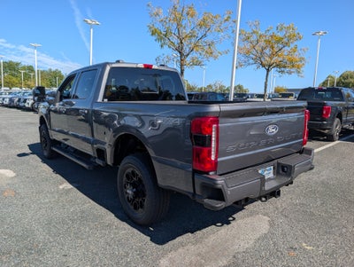 2027 Ford Super Duty F-350 SRW LARIAT
