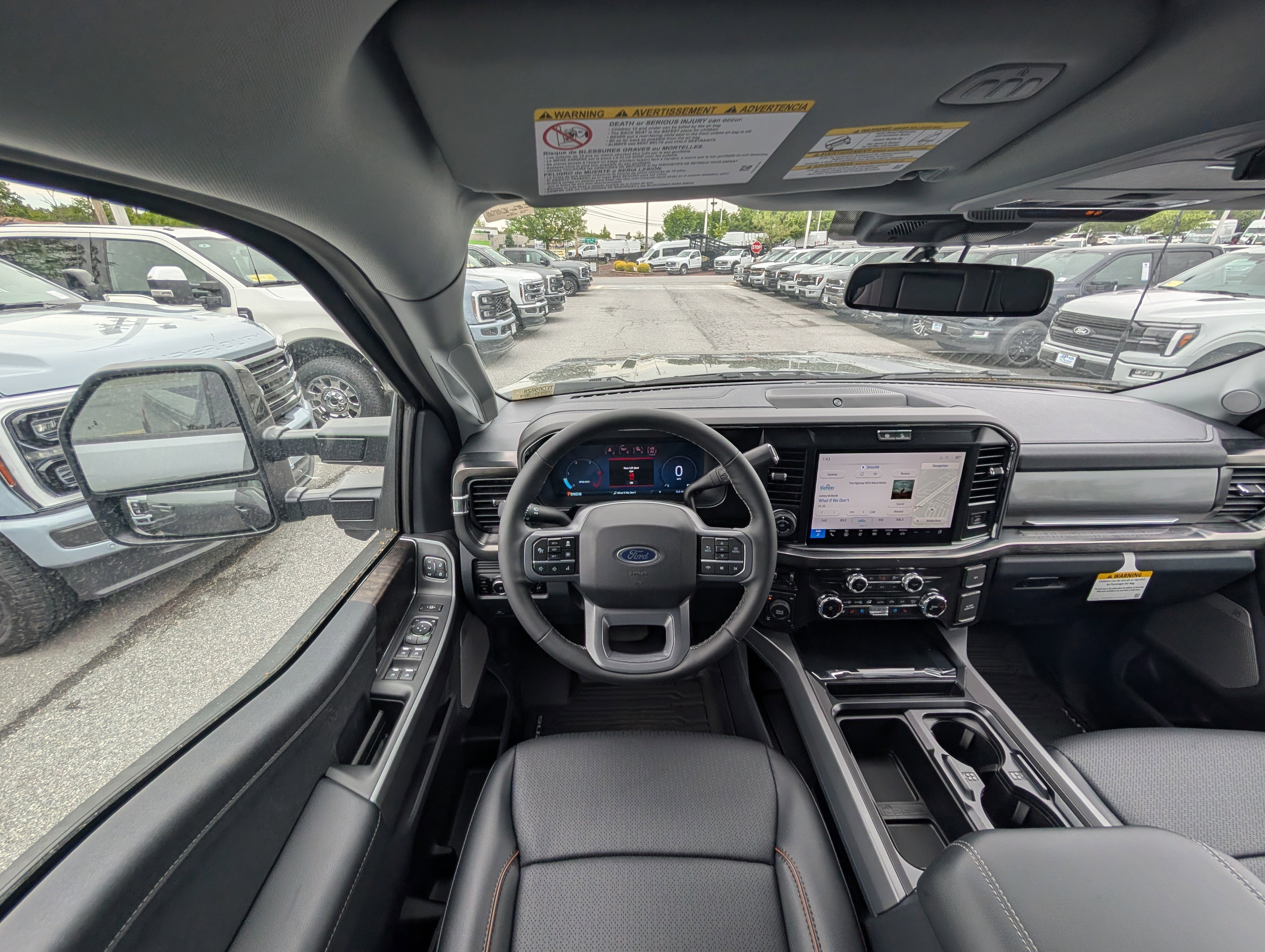 2026 Ford Super Duty F-350 SRW LARIAT