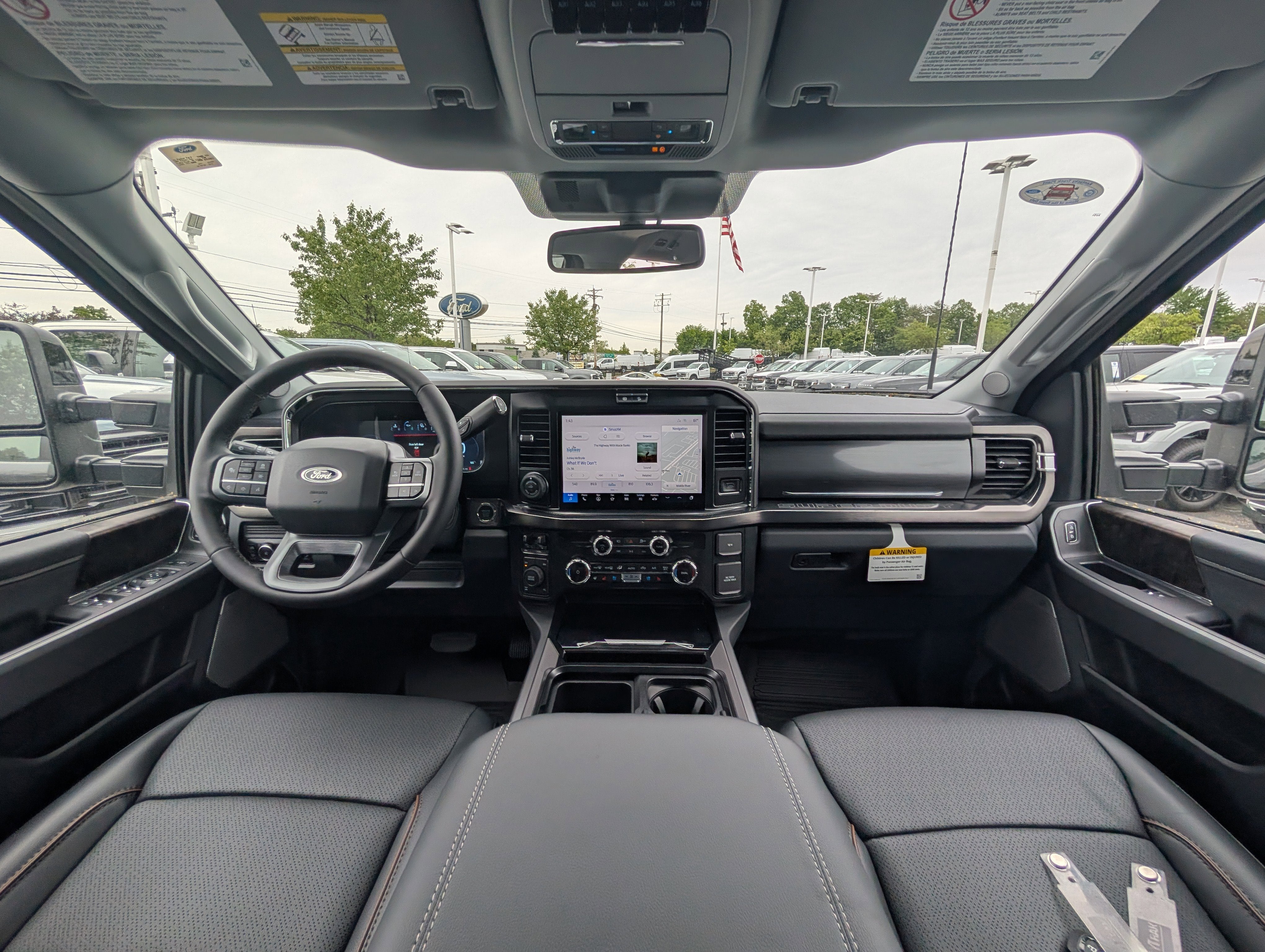 2026 Ford Super Duty F-350 SRW LARIAT