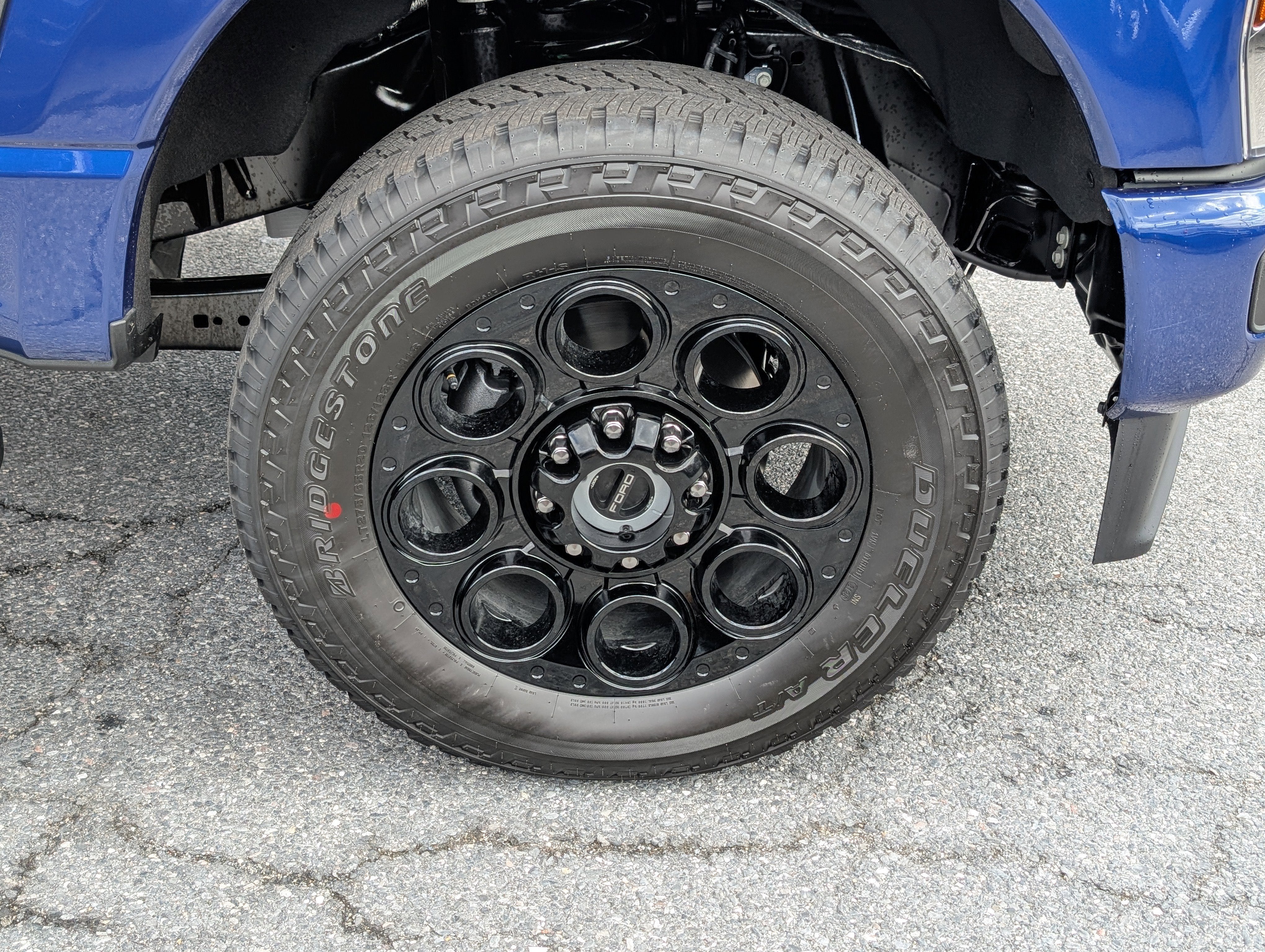 2026 Ford Super Duty F-350 SRW LARIAT