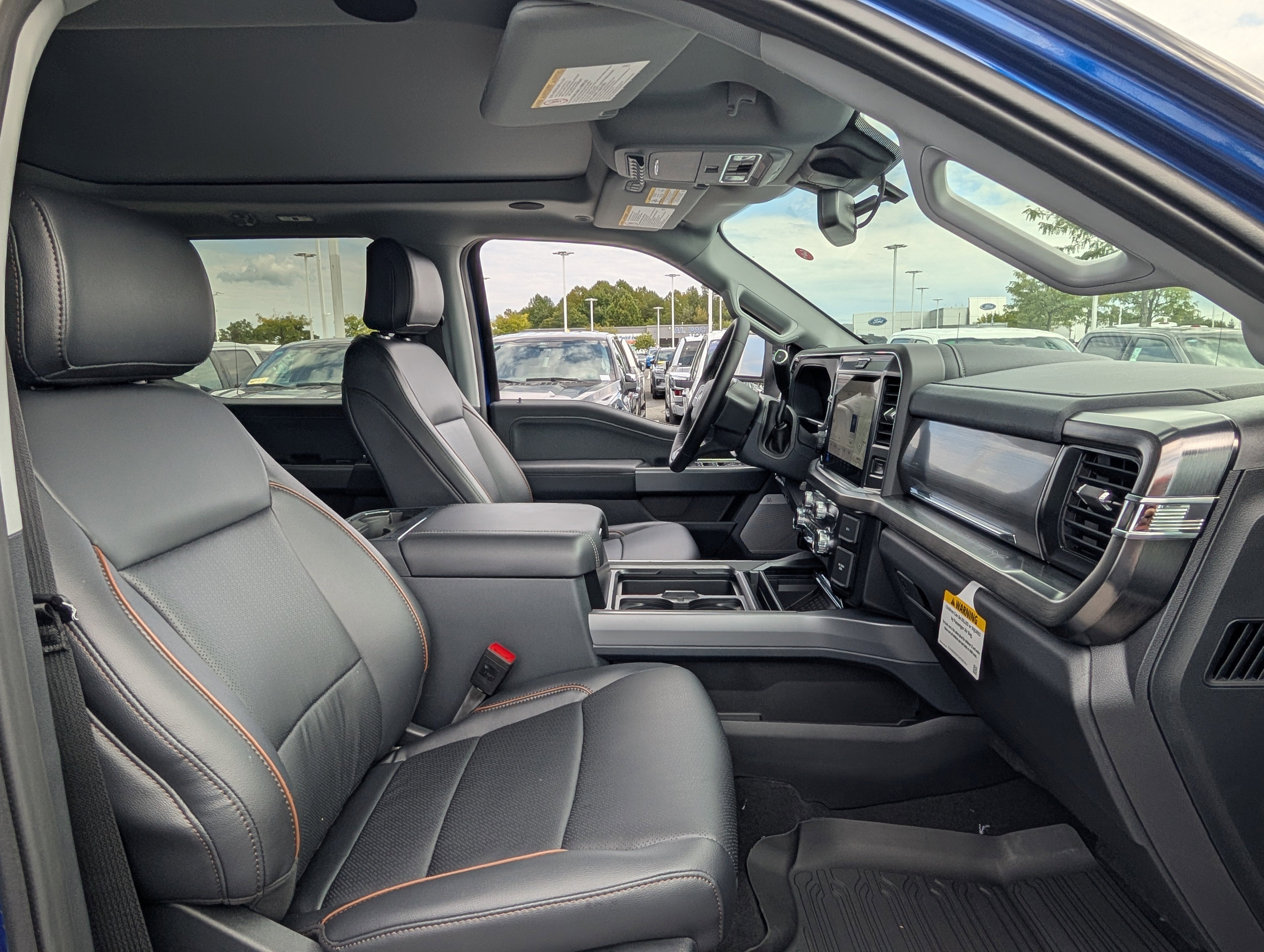 2026 Ford Super Duty F-350 SRW LARIAT