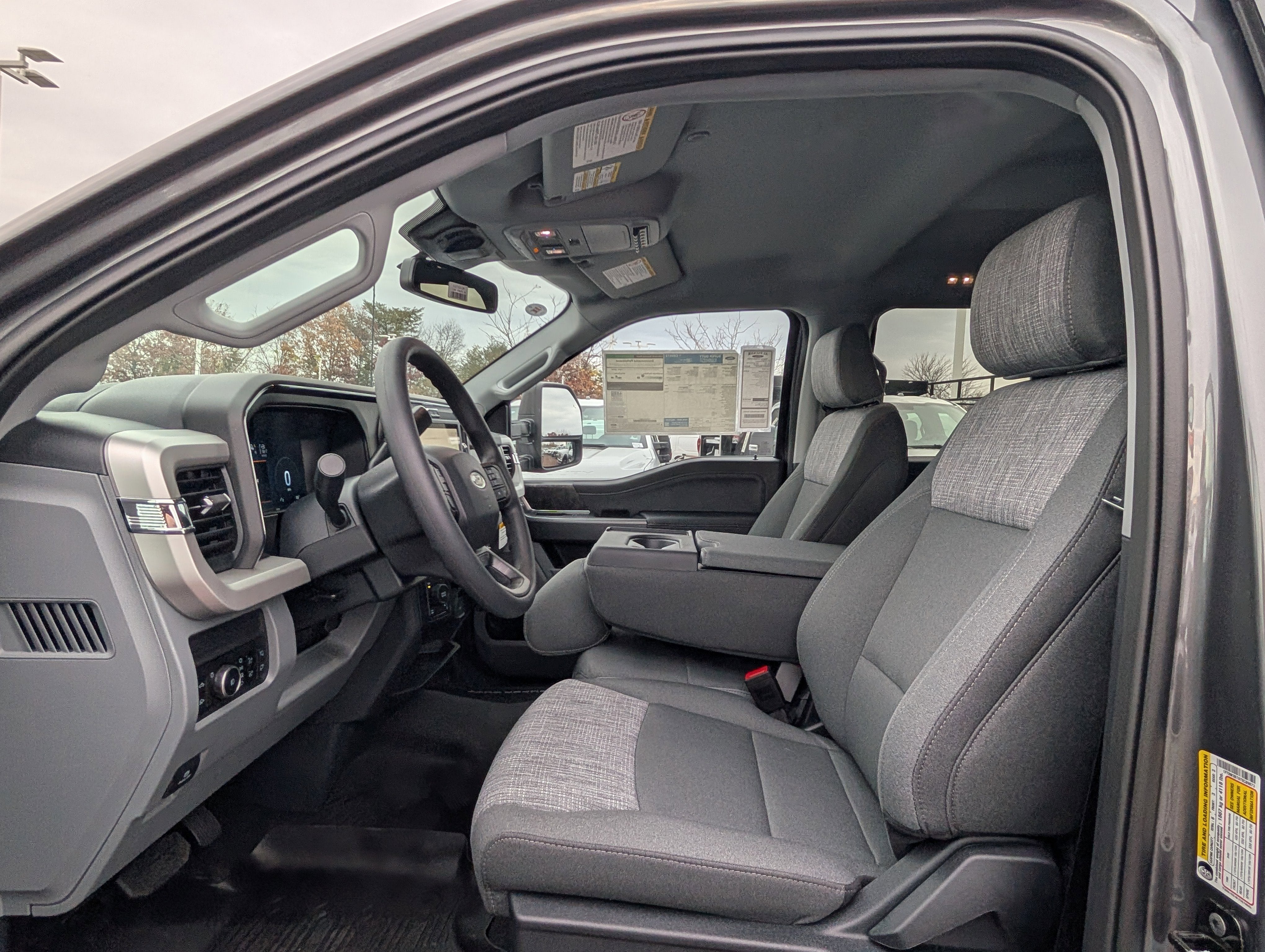 2026 Ford Super Duty F-350 SRW XLT