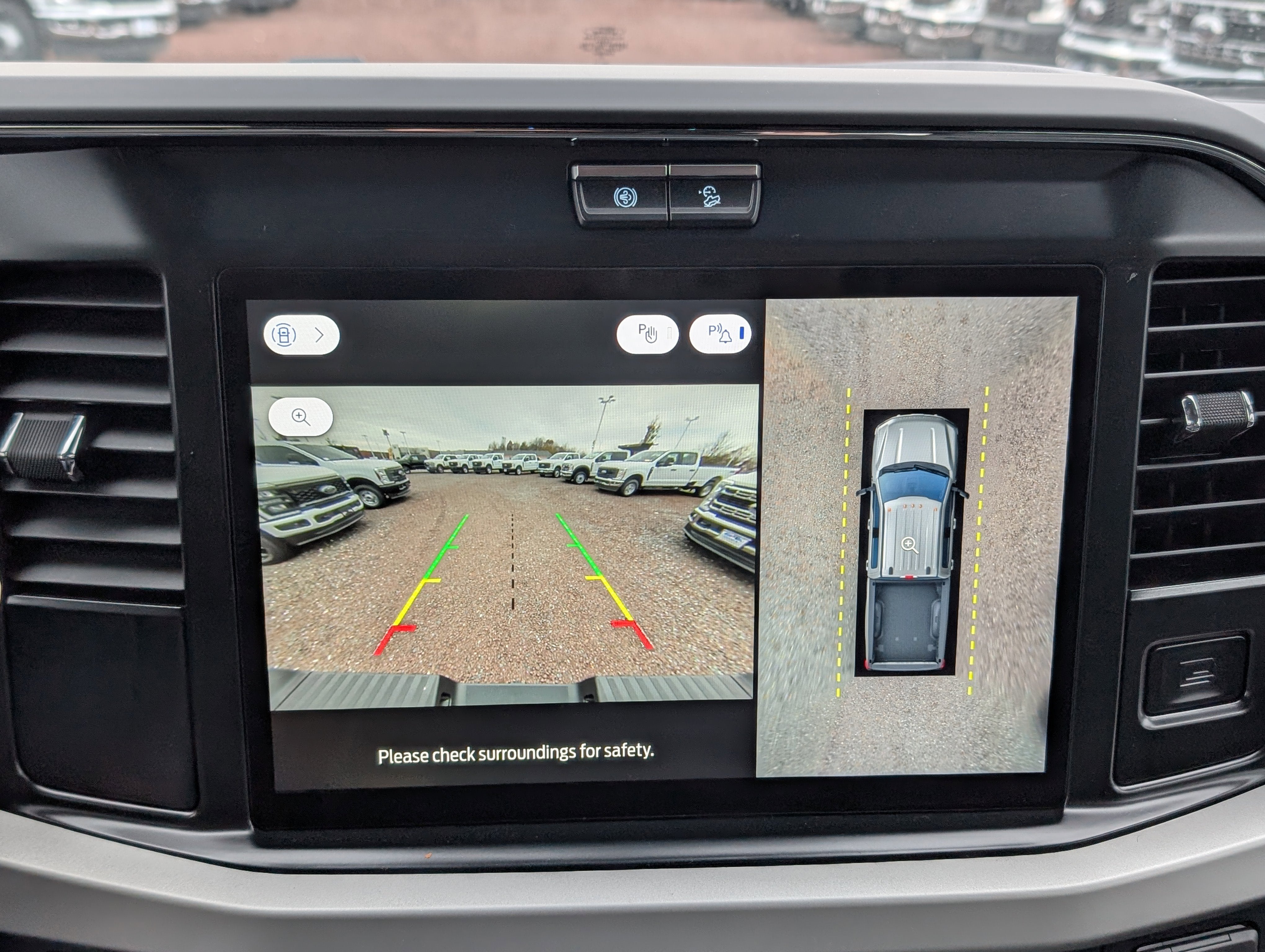 2026 Ford Super Duty F-350 SRW XLT