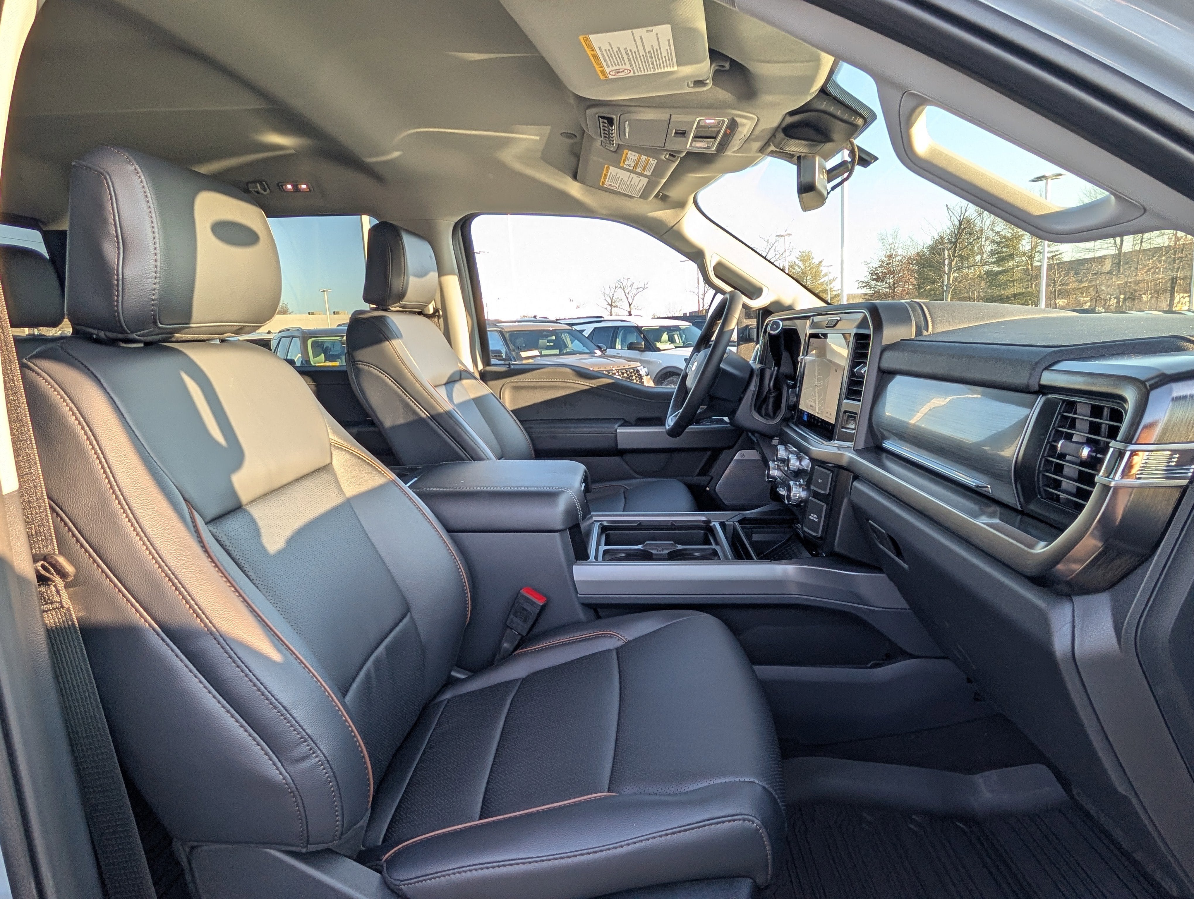 2026 Ford Super Duty F-350 SRW LARIAT