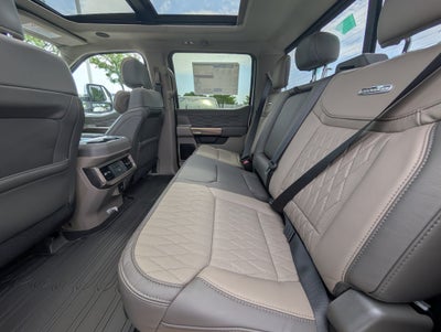 2026 Ford Super Duty F-350 DRW Platinum