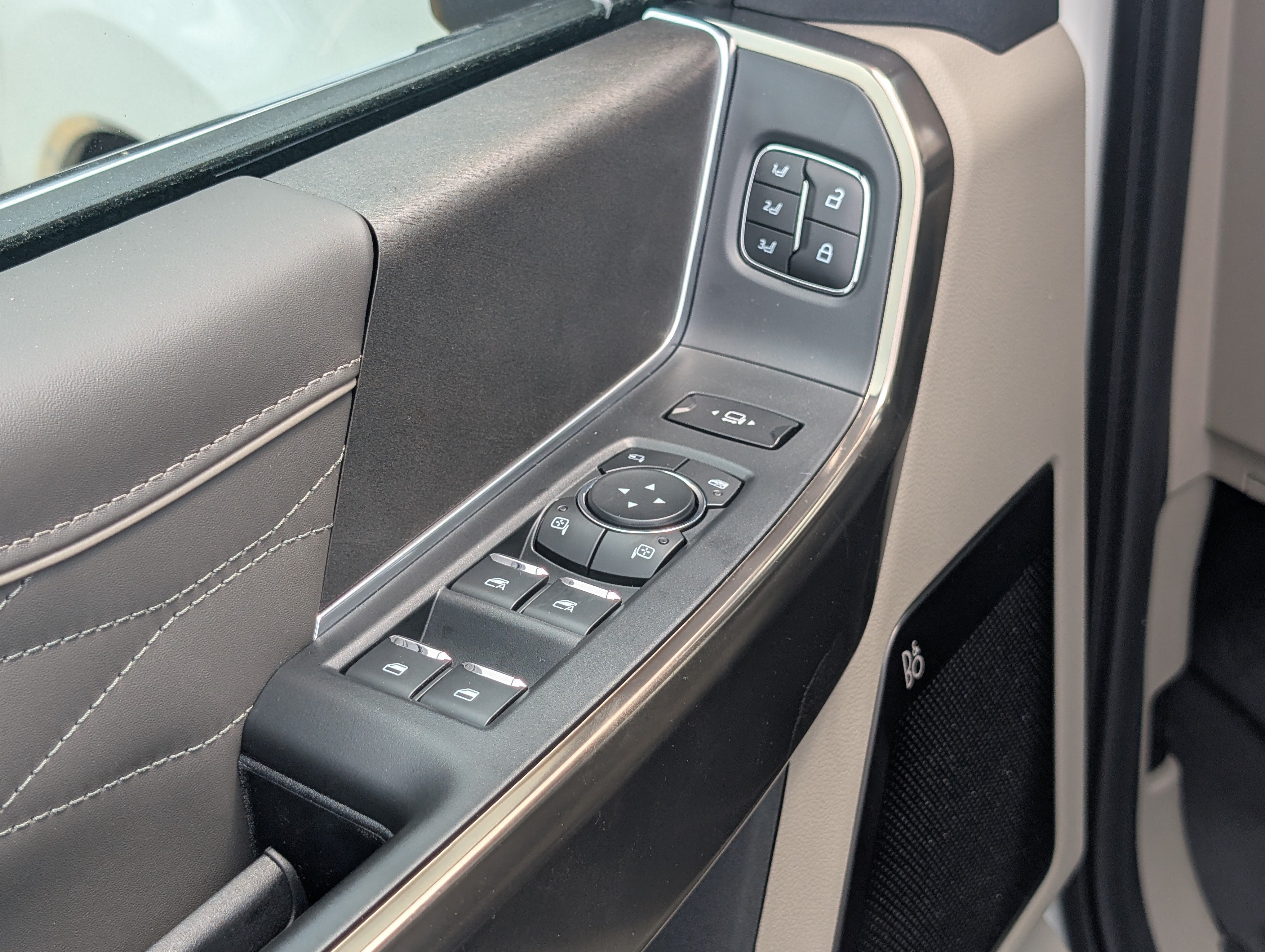2026 Ford Super Duty F-350 DRW Platinum