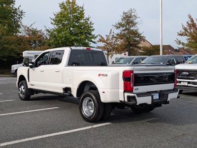 2027 Ford Super Duty F-350 DRW Platinum