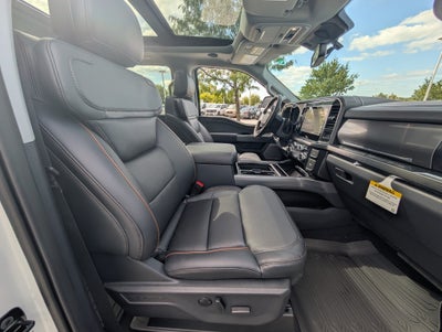 2027 Ford Super Duty F-350 DRW LARIAT