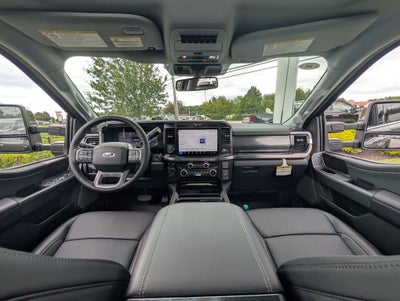 2026 Ford Super Duty F-350 DRW LARIAT