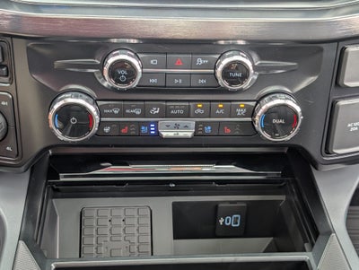2026 Ford Super Duty F-350 DRW LARIAT