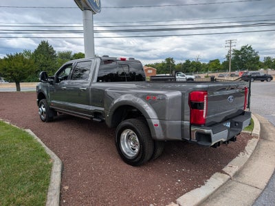 2026 Ford Super Duty F-350 DRW LARIAT