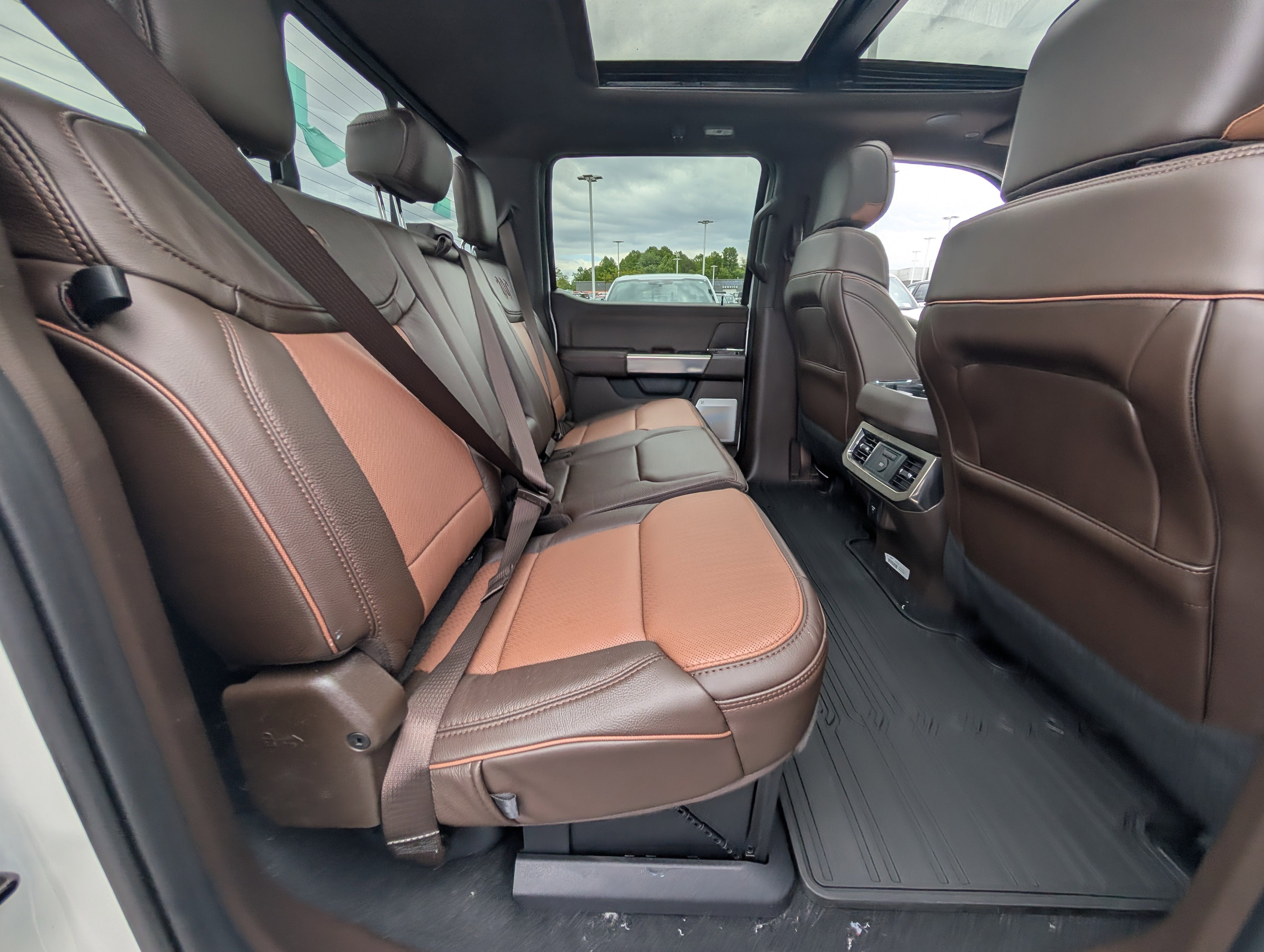 2026 Ford Super Duty F-350 DRW King Ranch