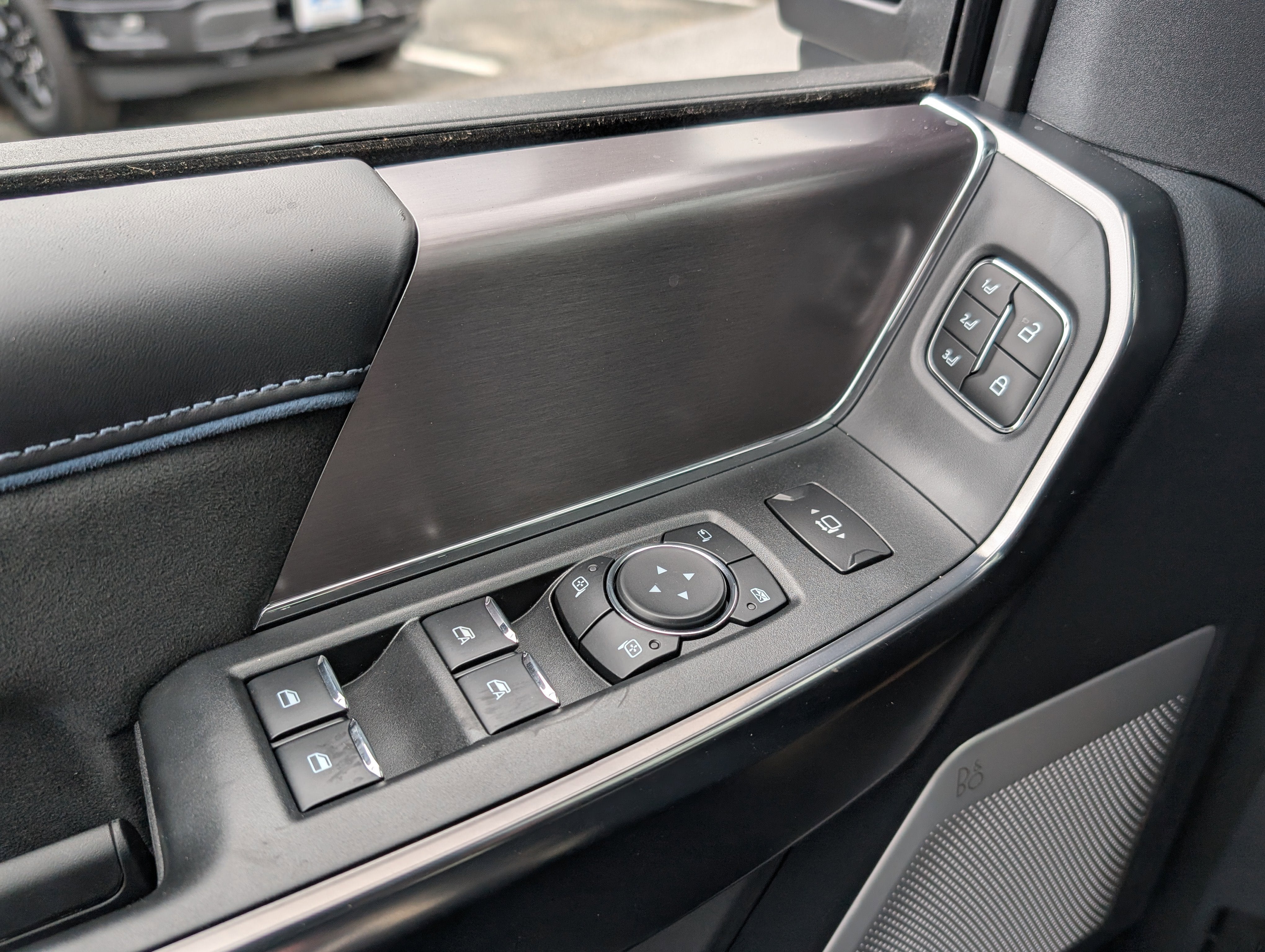 2026 Ford Super Duty F-350 DRW Platinum