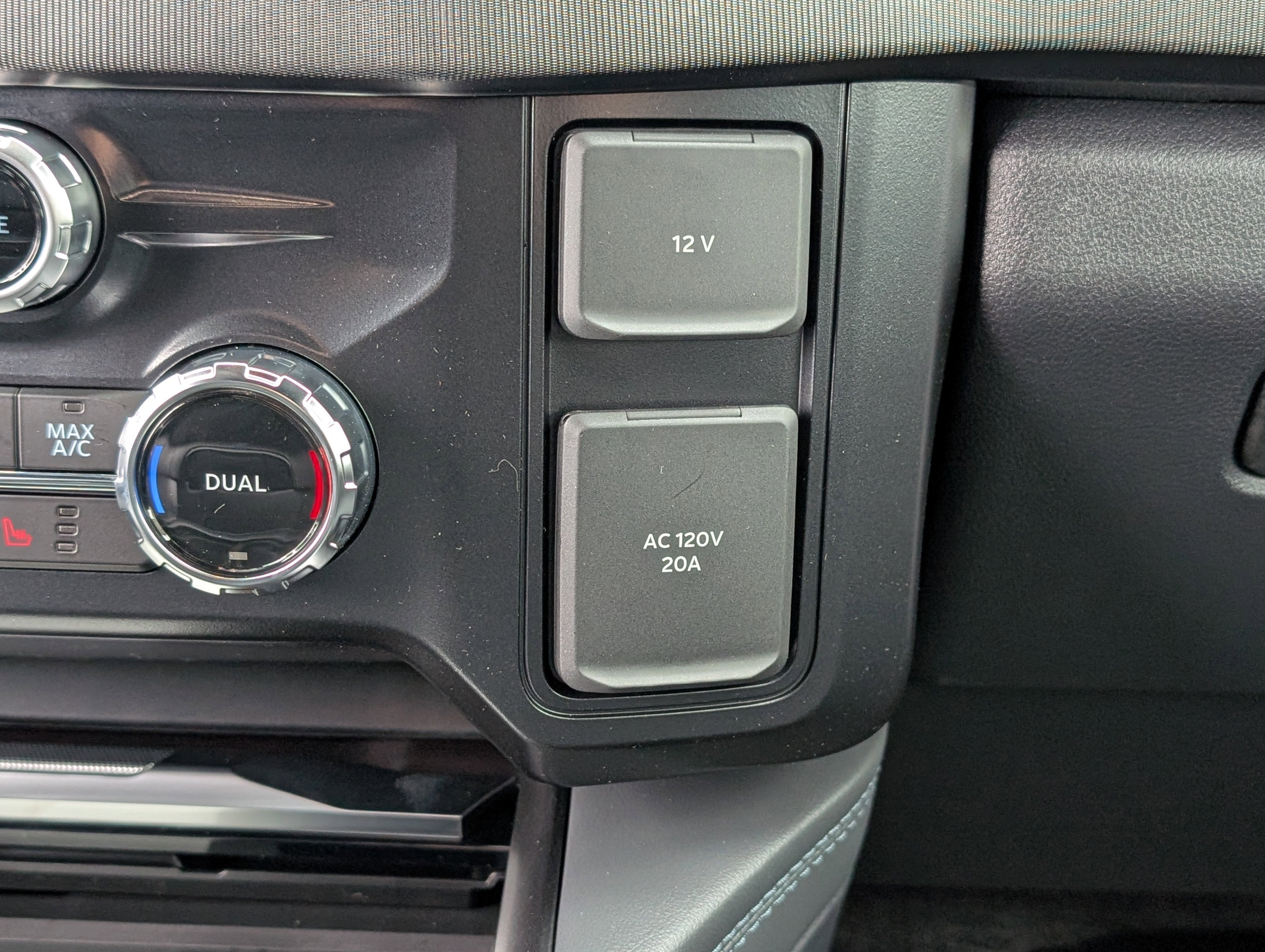 2026 Ford Super Duty F-350 DRW Platinum