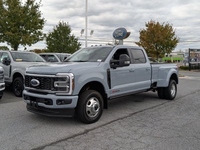2026 Ford Super Duty F-350 DRW Platinum
