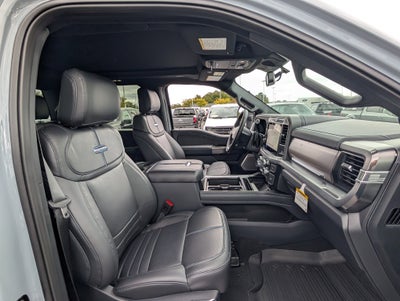 2026 Ford Super Duty F-350 DRW Platinum