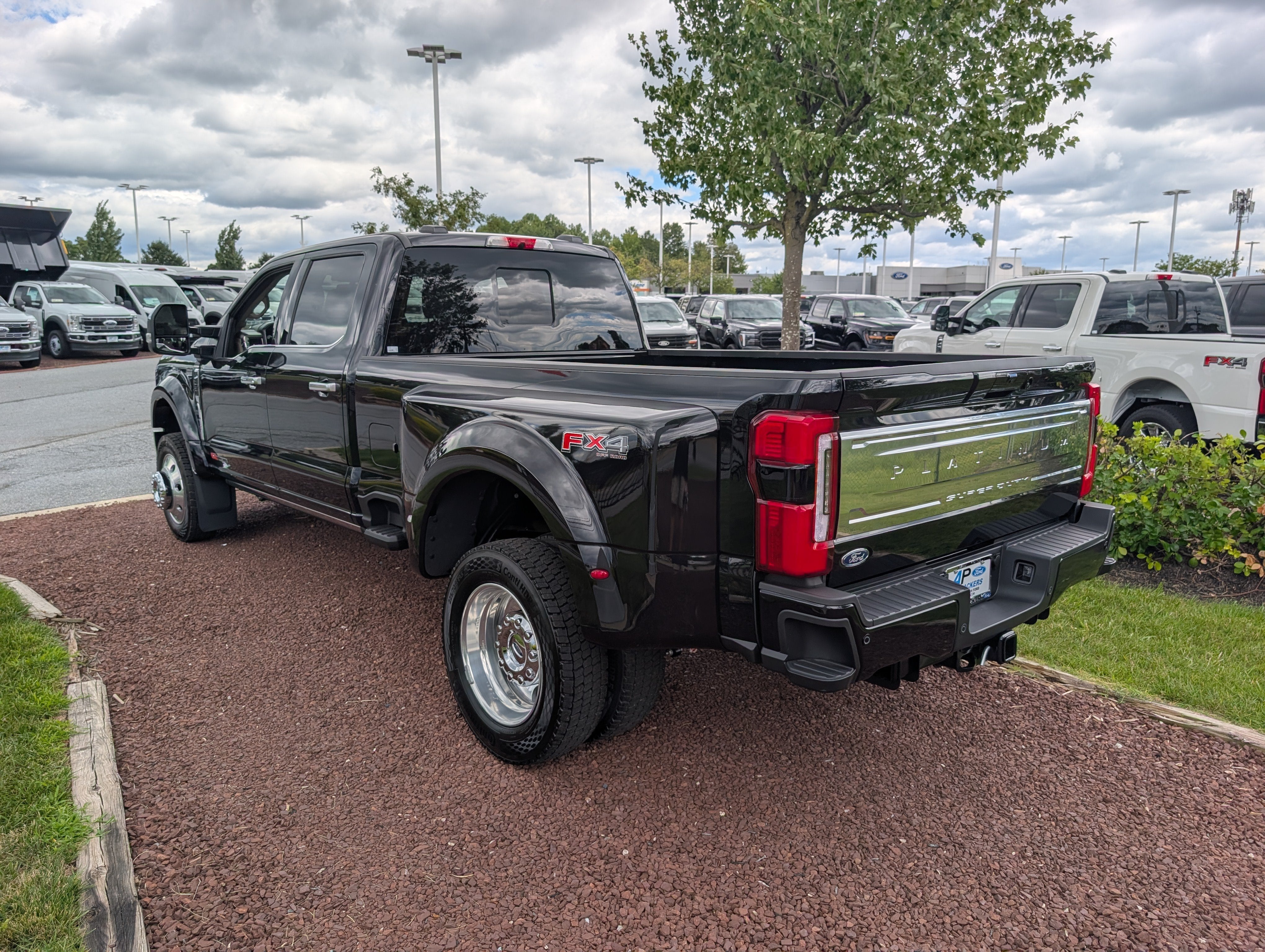 2026 Ford Super Duty F-450 DRW Platinum