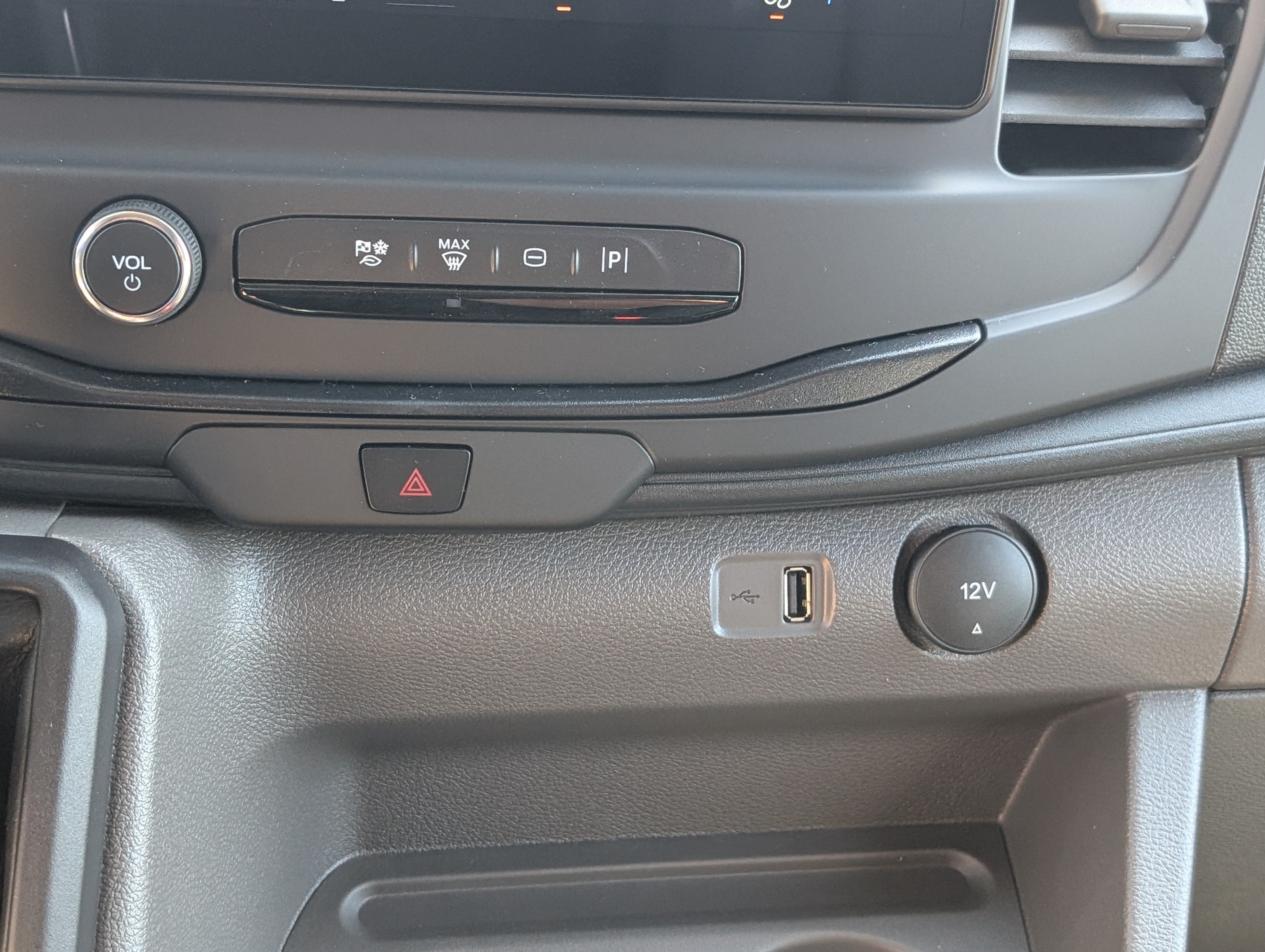 2026 Ford Transit Cargo Van Base