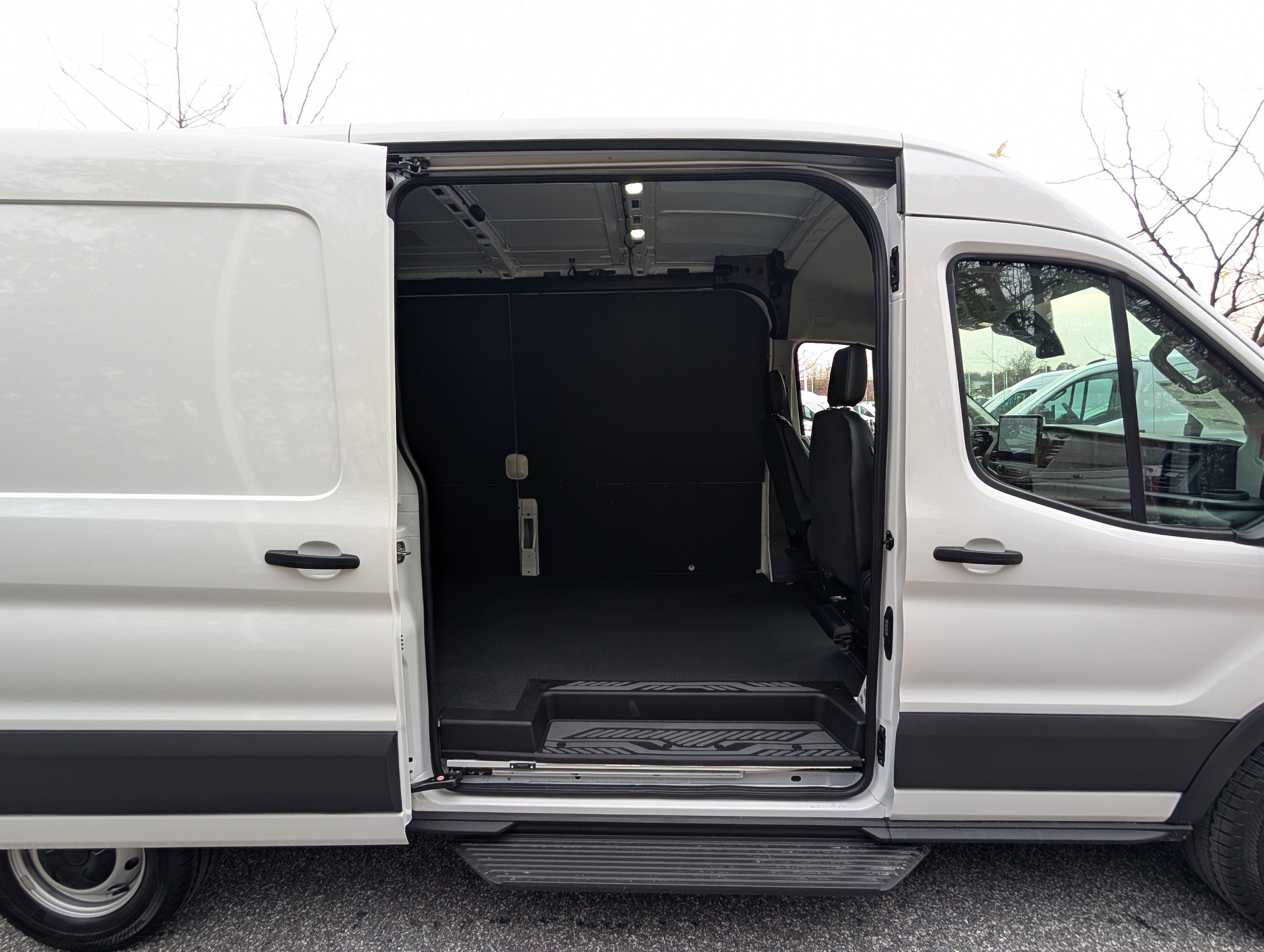 2026 Ford Transit Cargo Van Base