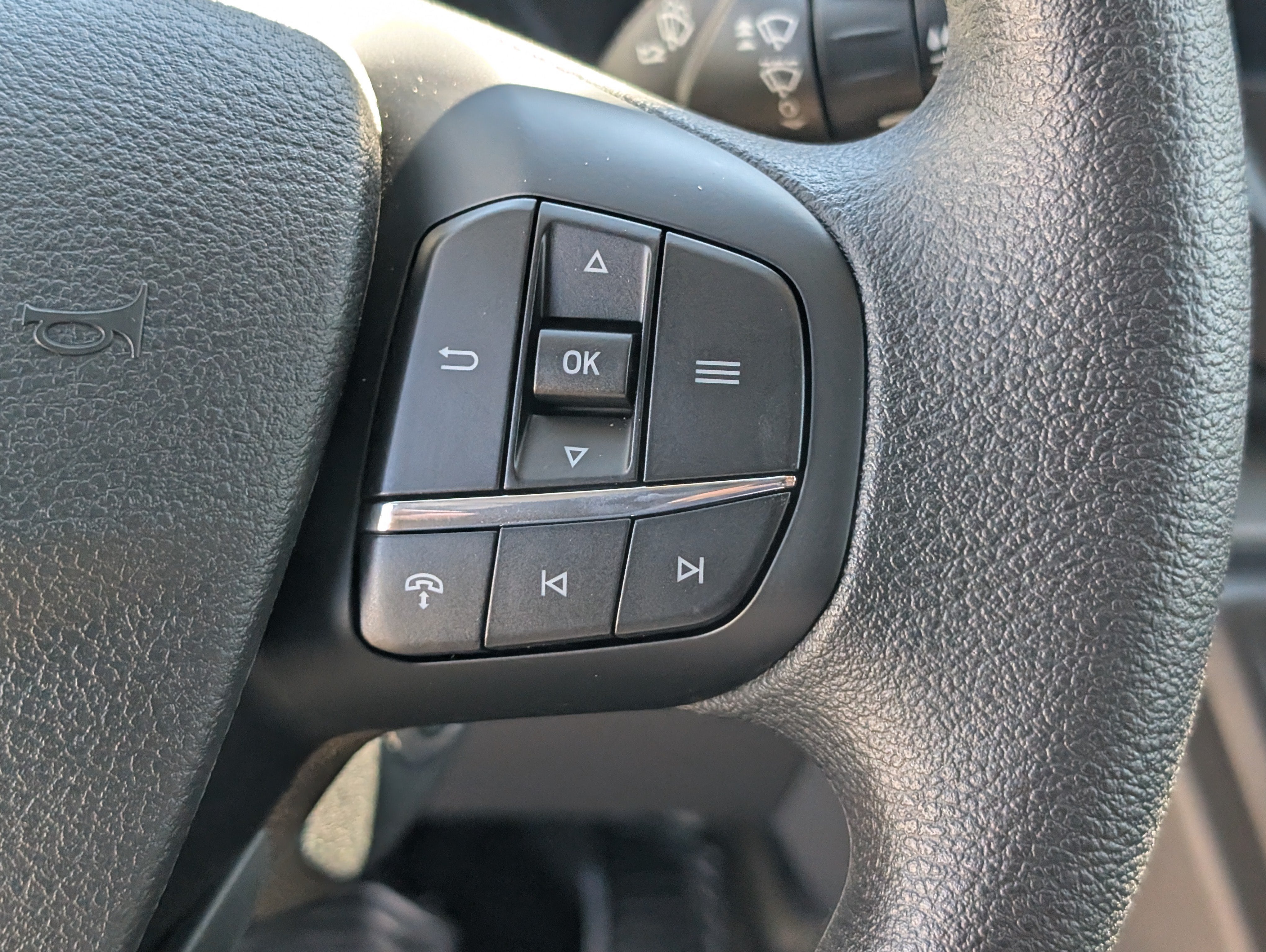 2027 Ford Transit Cargo Van Base