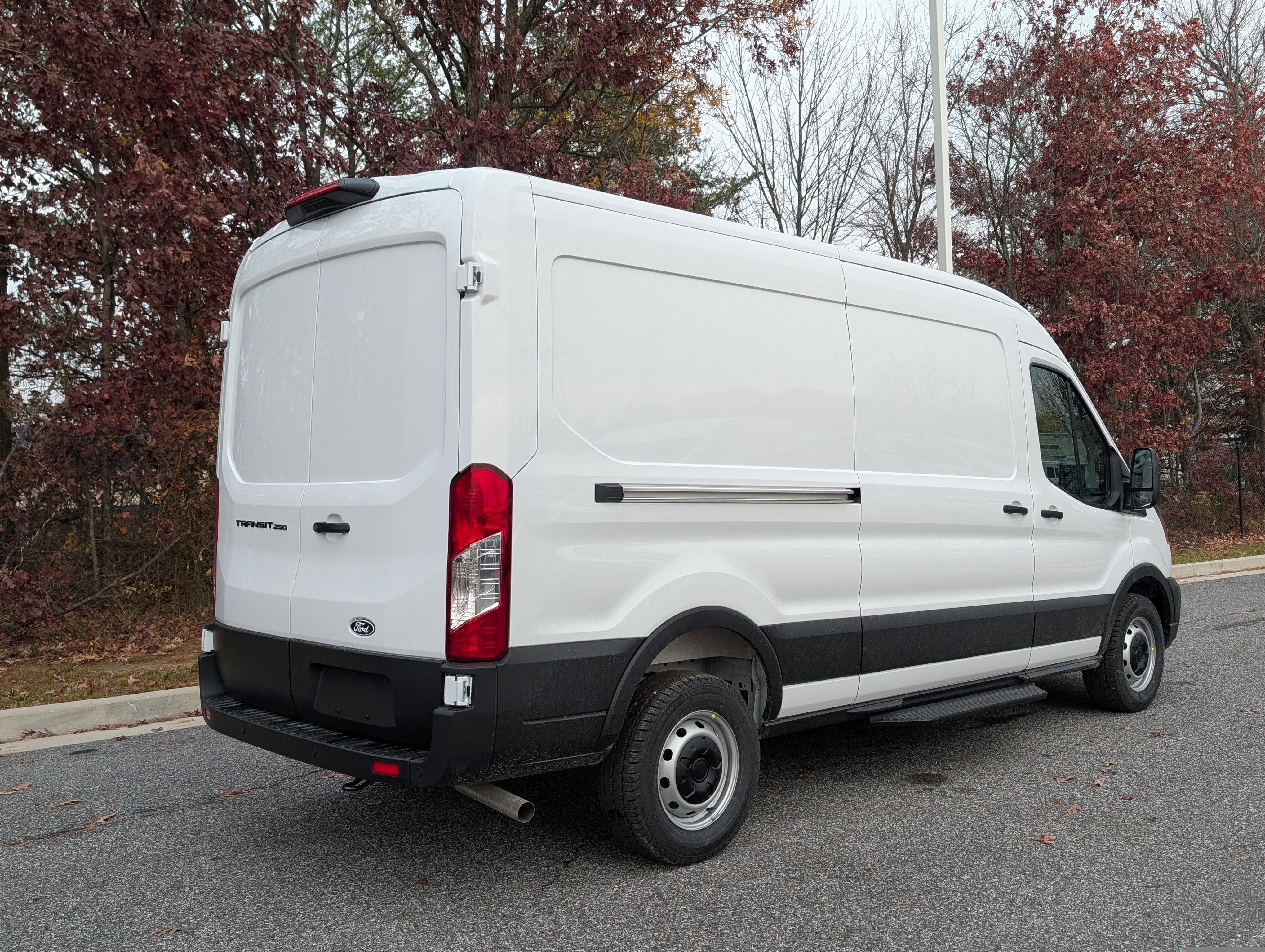 2026 Ford Transit Cargo Van Base