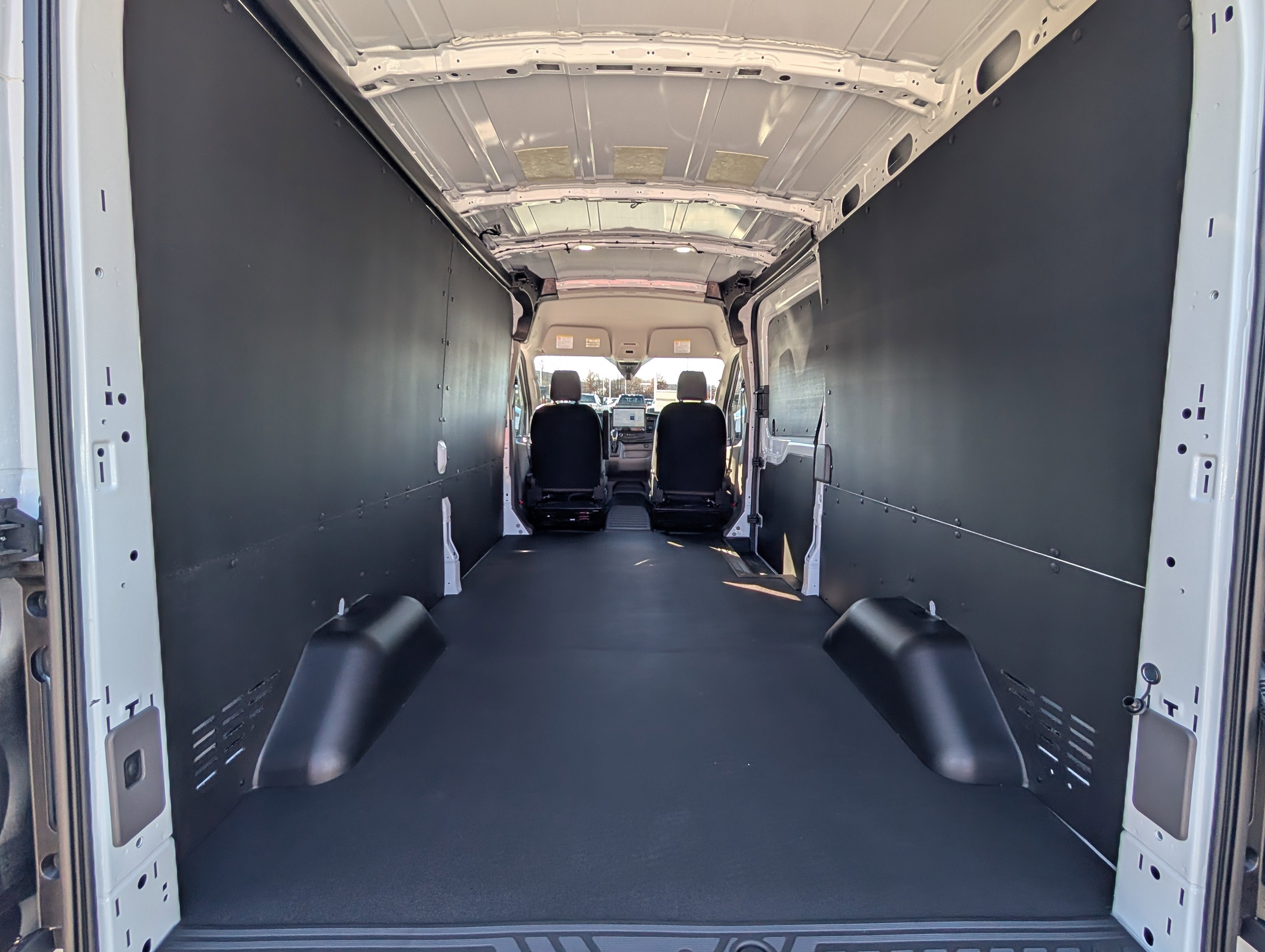 2026 Ford Transit Cargo Van Base