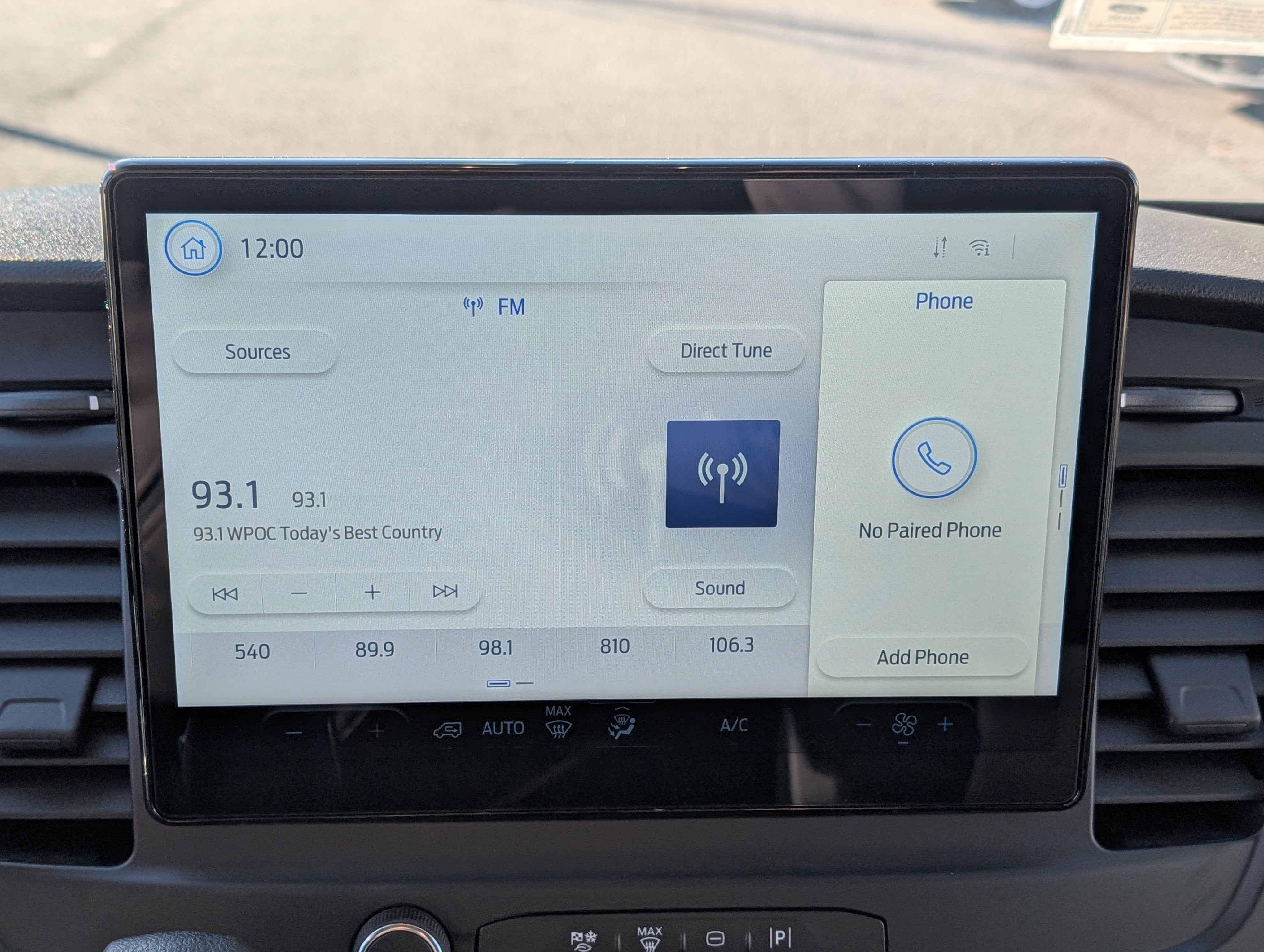 2026 Ford Transit Cargo Van Base