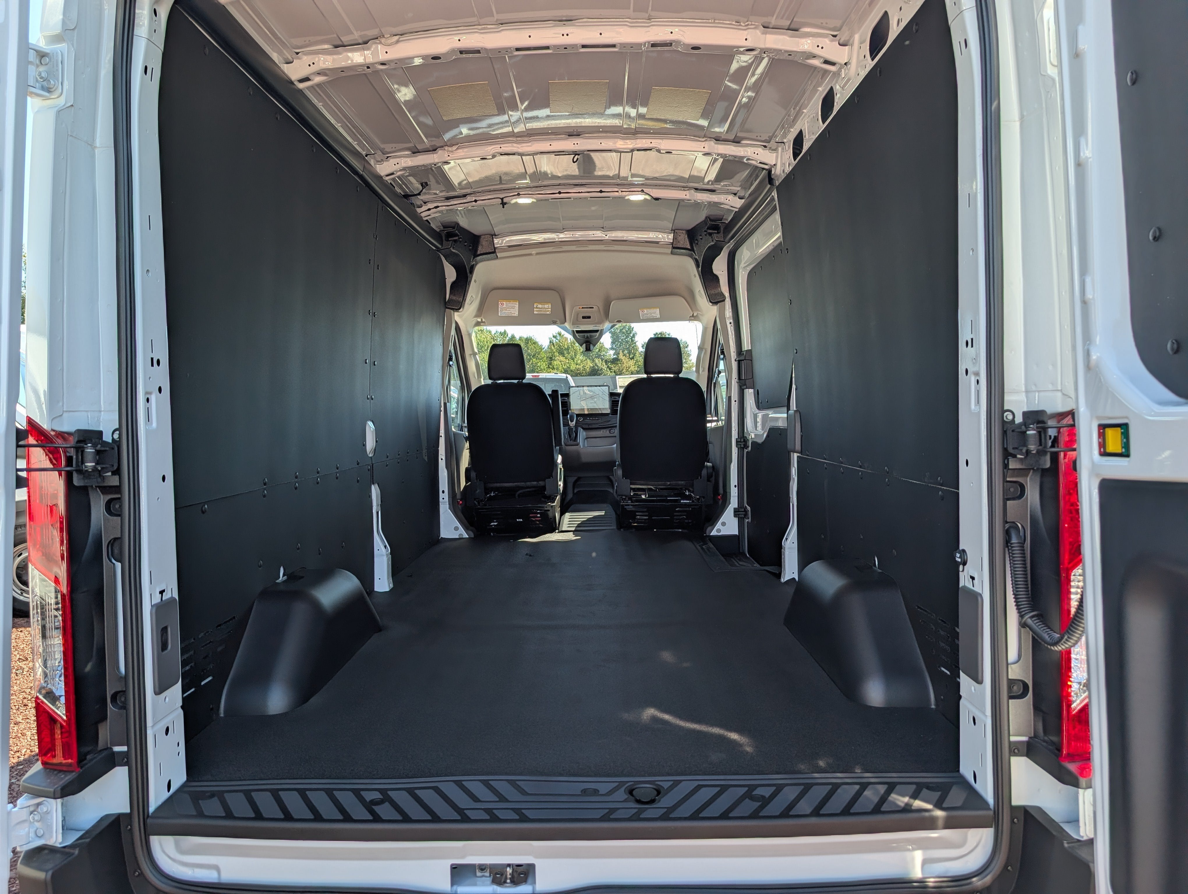 2027 Ford Transit Cargo Van Base
