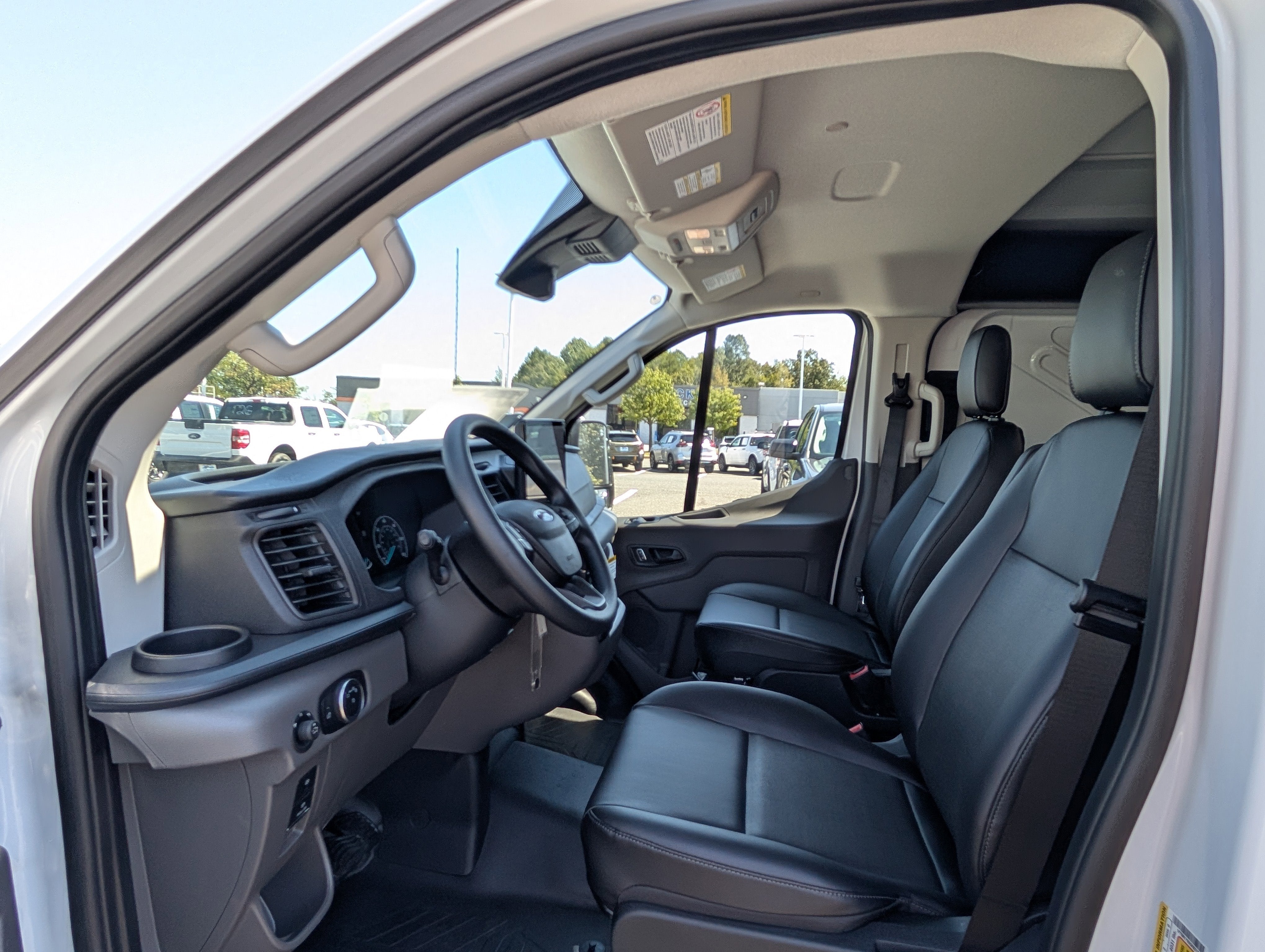 2025 Ford Transit Cargo Van Base