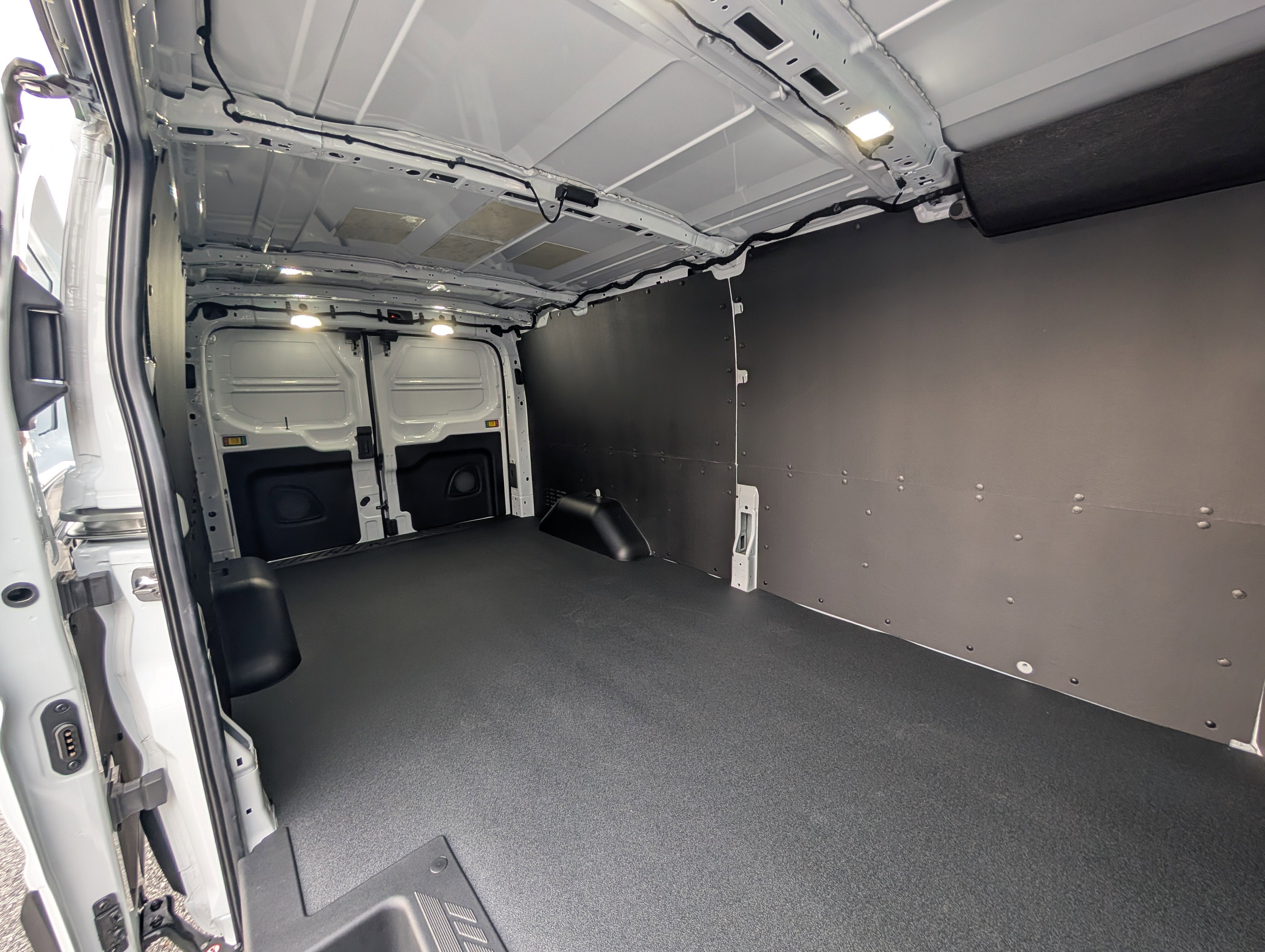 2026 Ford Transit Cargo Van Base