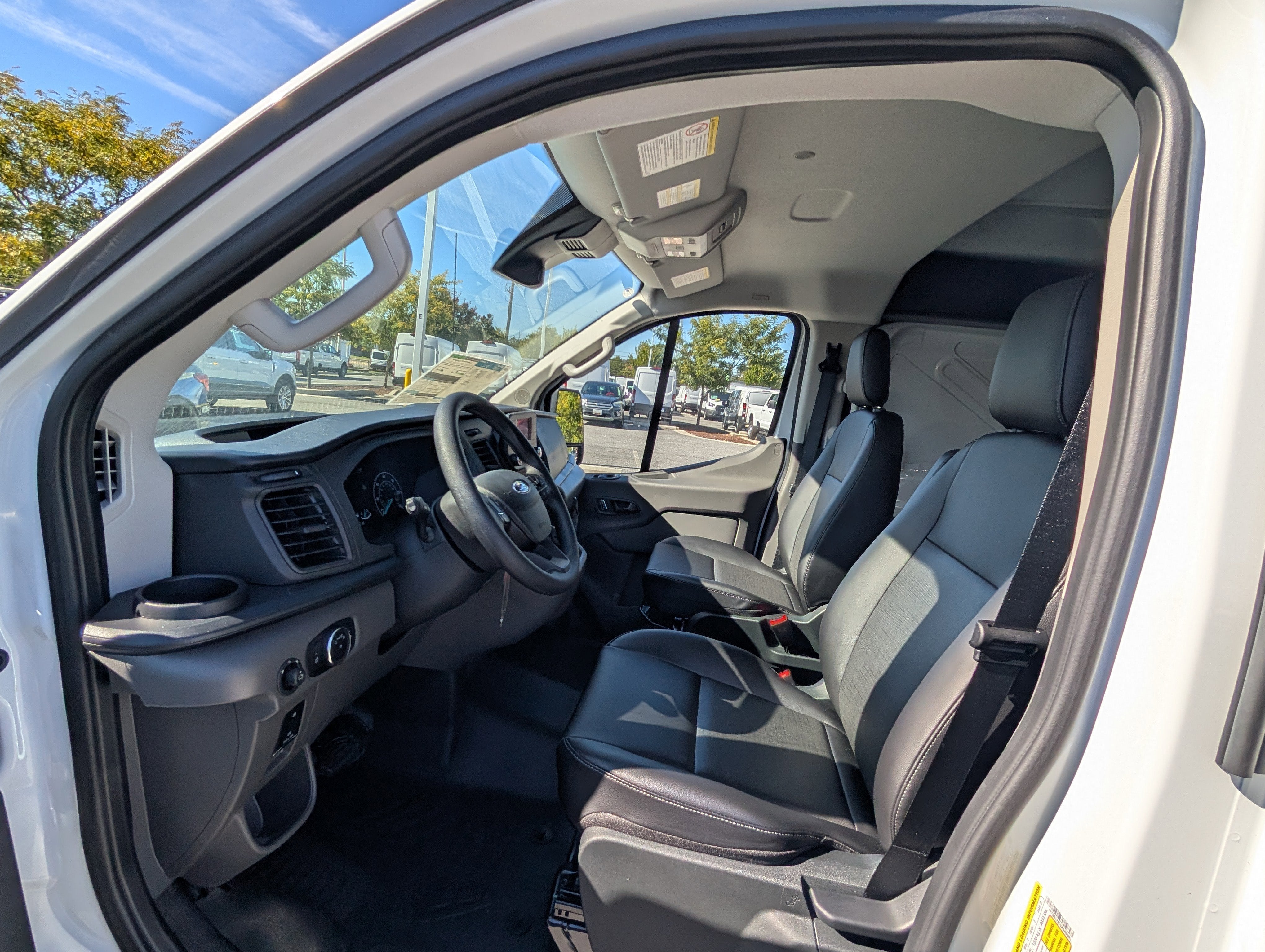 2025 Ford Transit Cargo Van Base