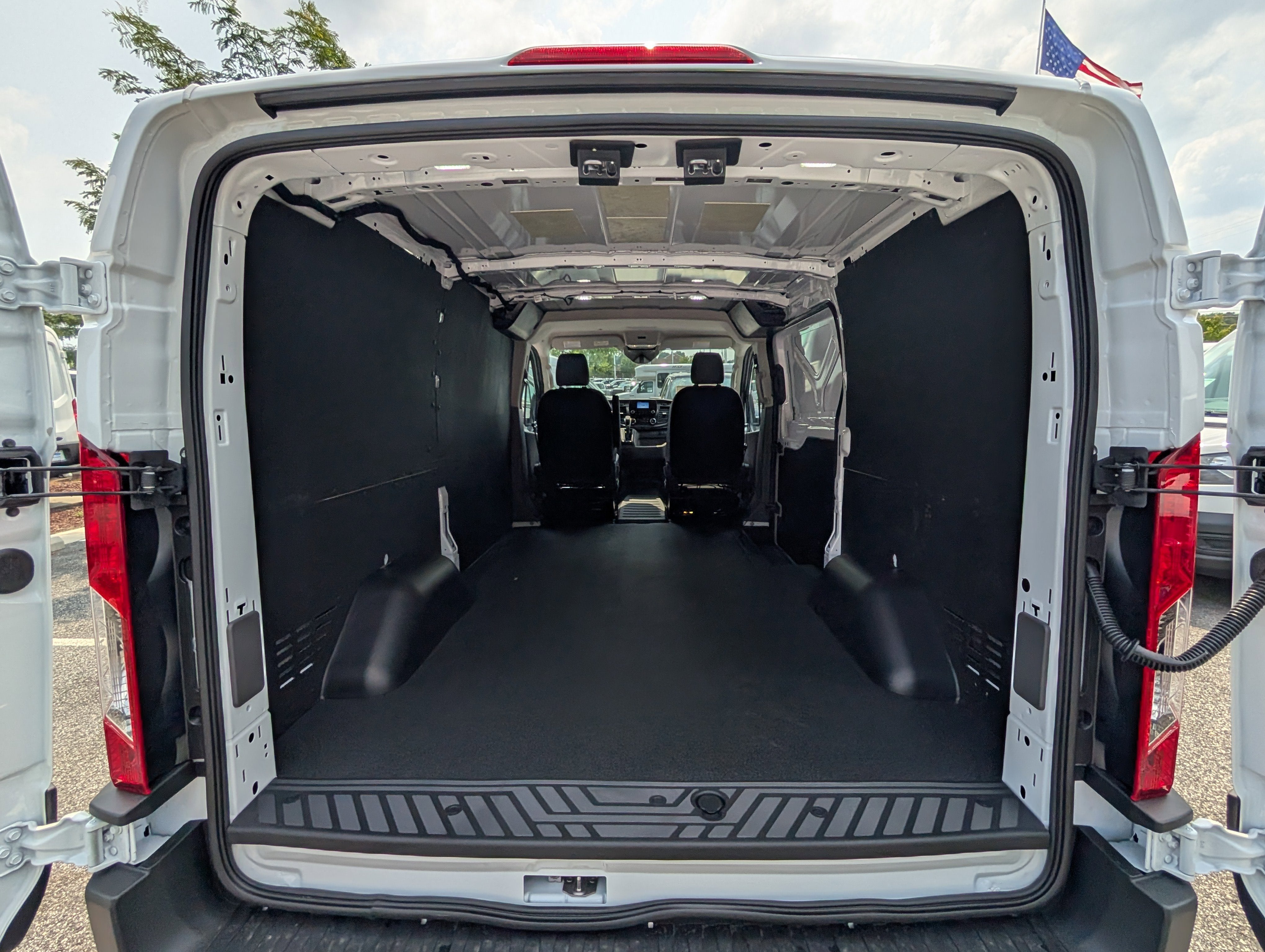2025 Ford Transit Cargo Van Base