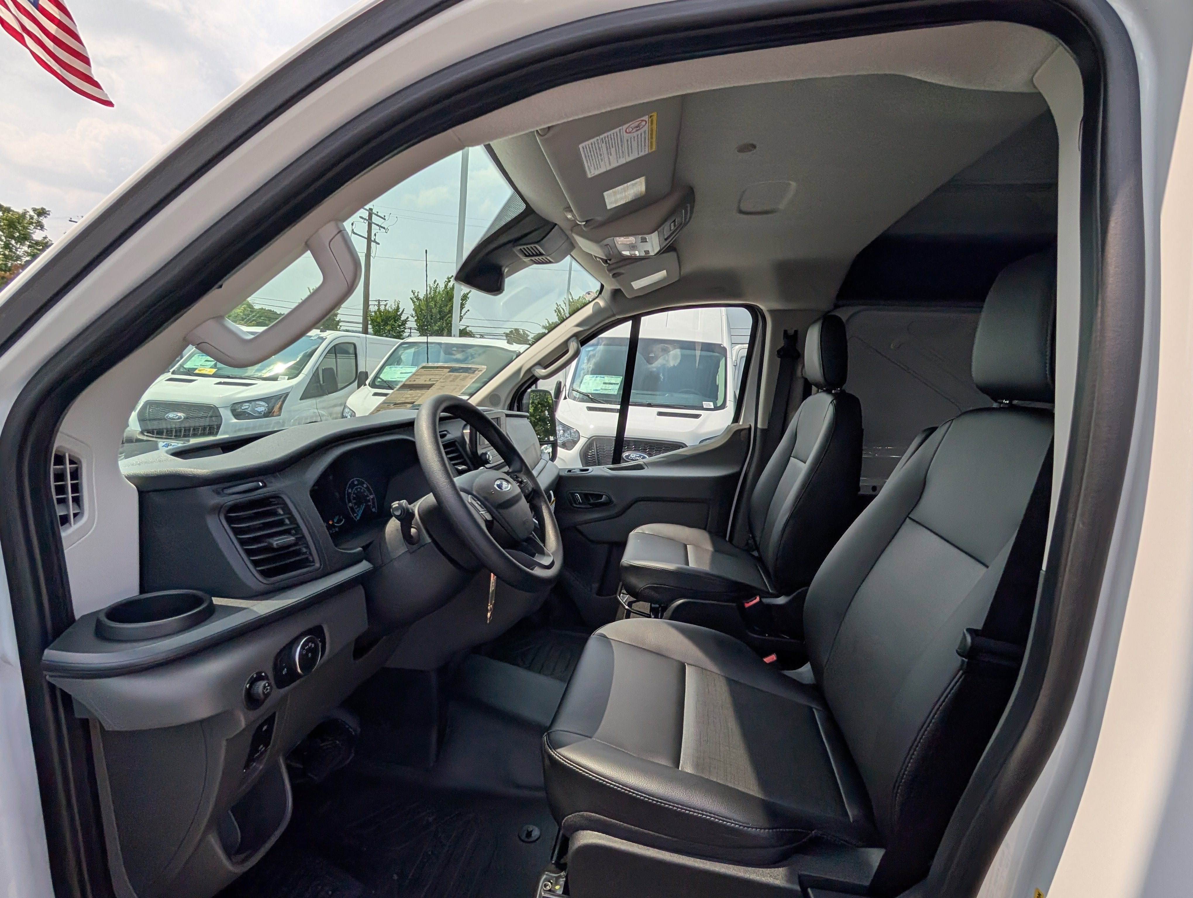 2025 Ford Transit Cargo Van Base