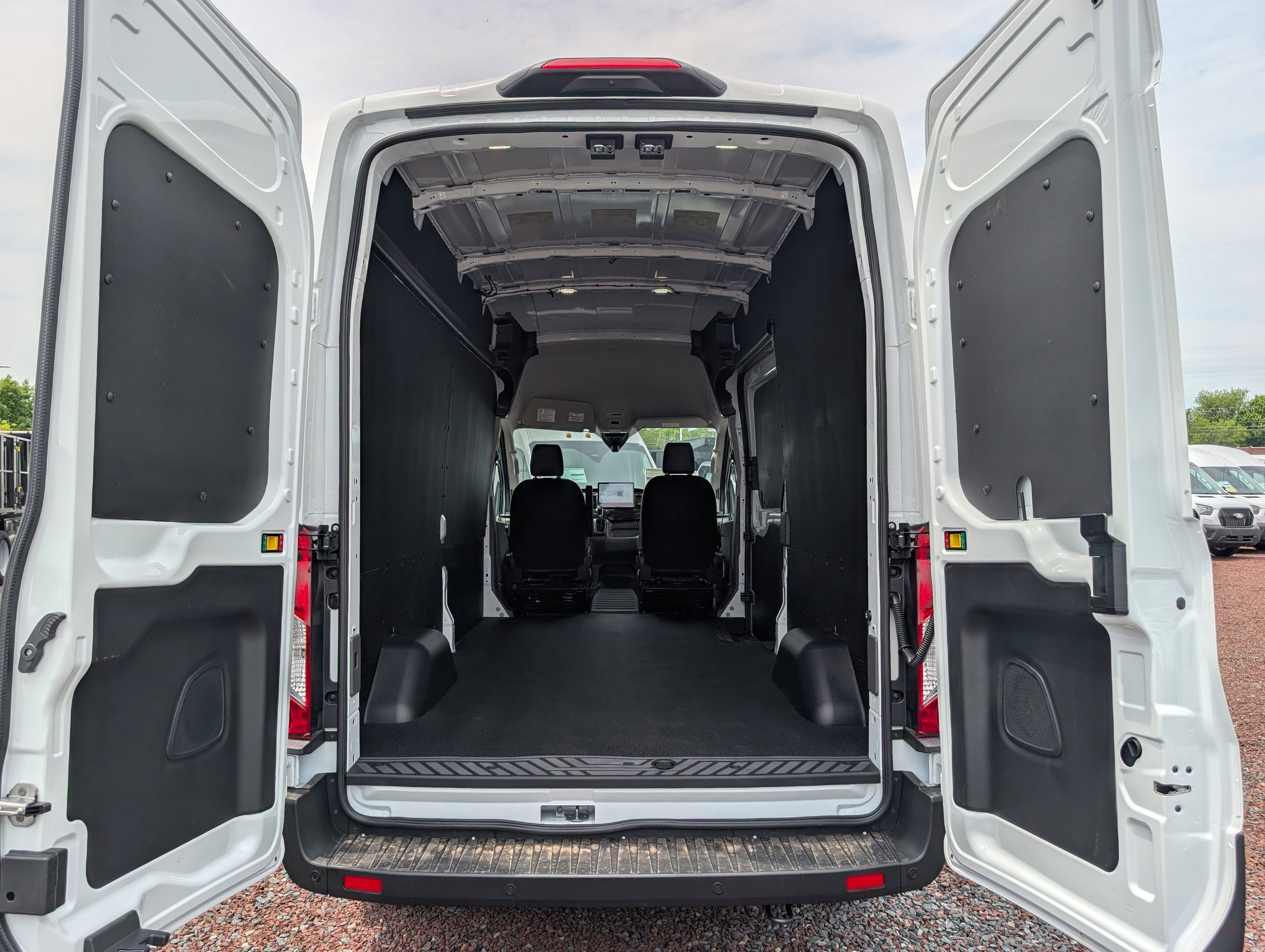 2026 Ford Transit Cargo Van Base