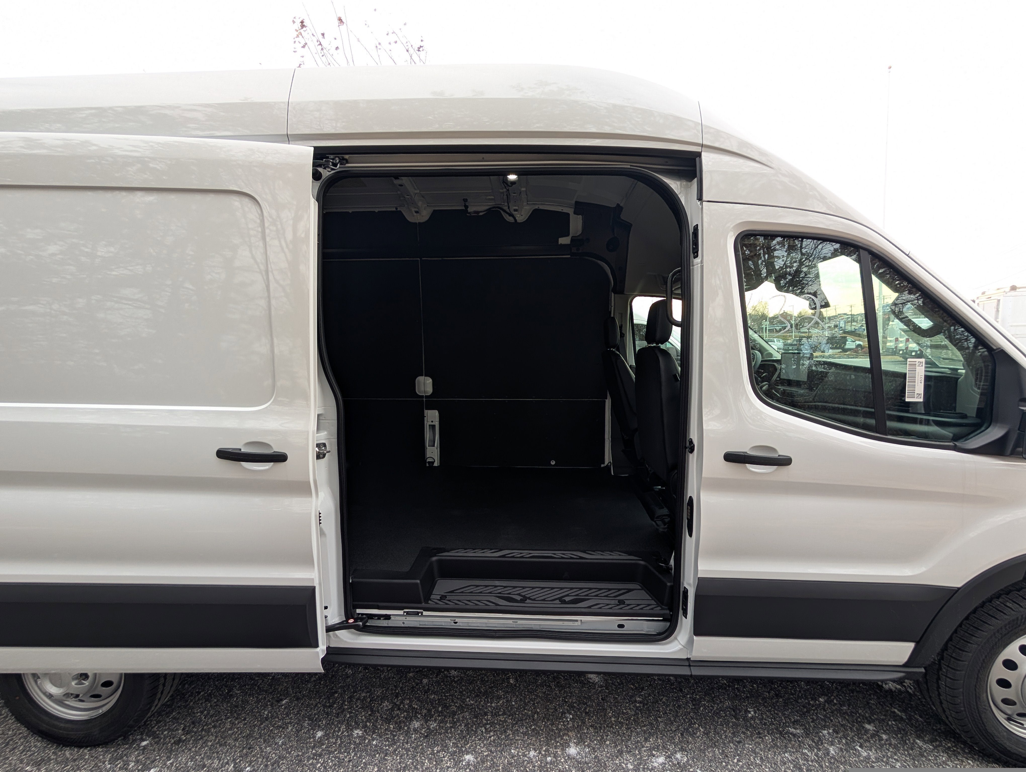 2026 Ford Transit Cargo Van Base