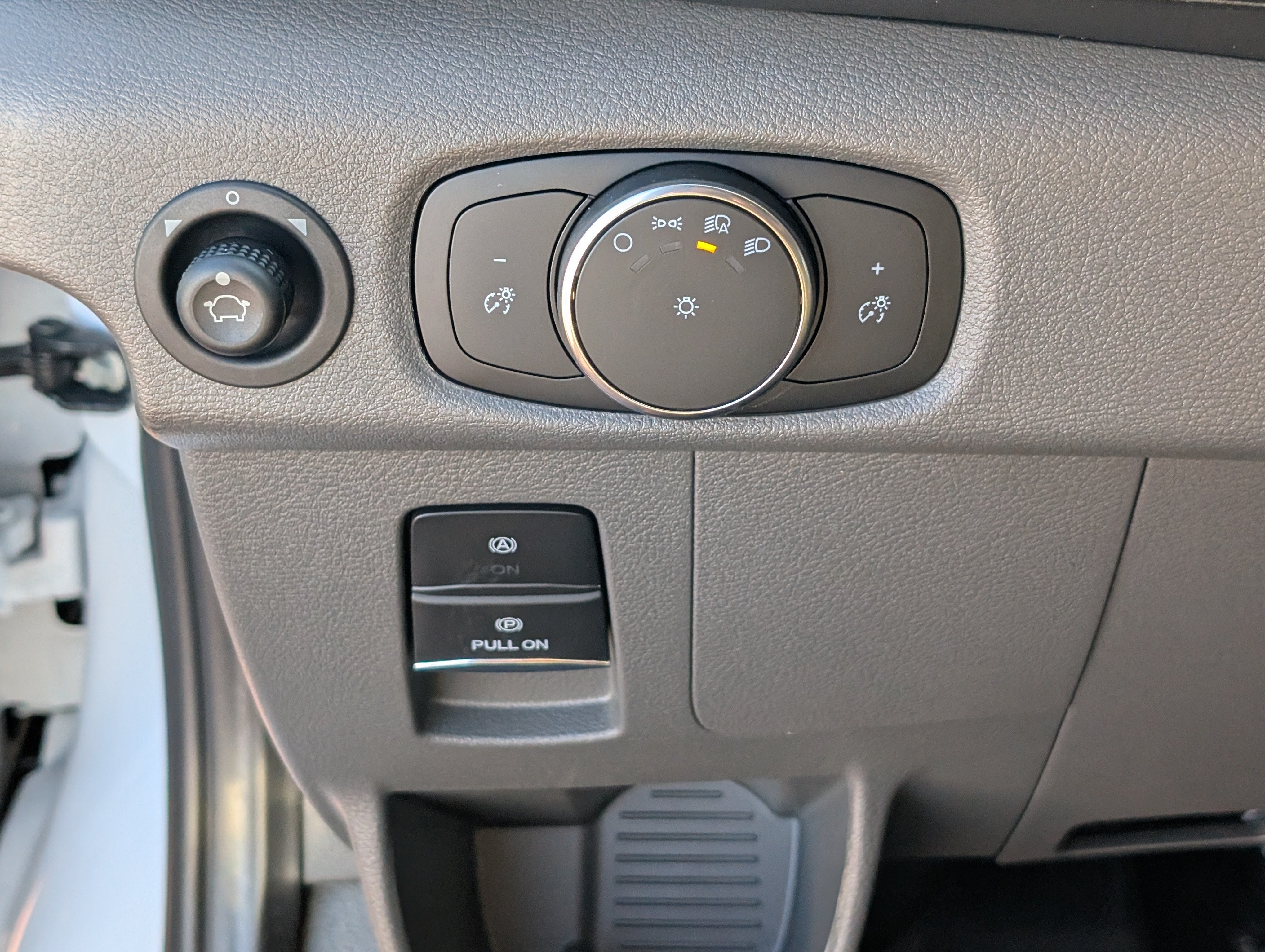 2027 Ford Transit Cargo Van Base