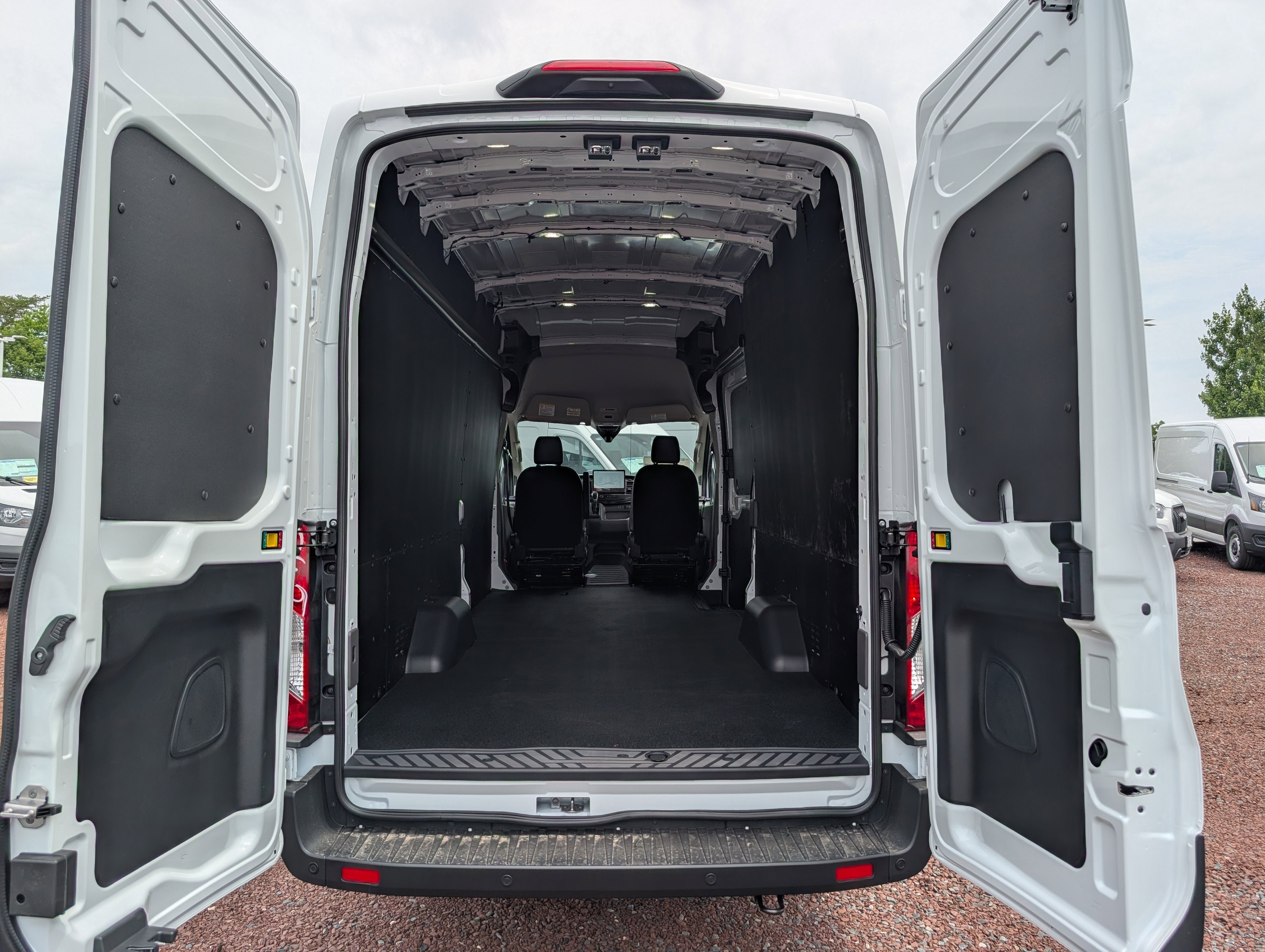 2026 Ford Transit Cargo Van Base