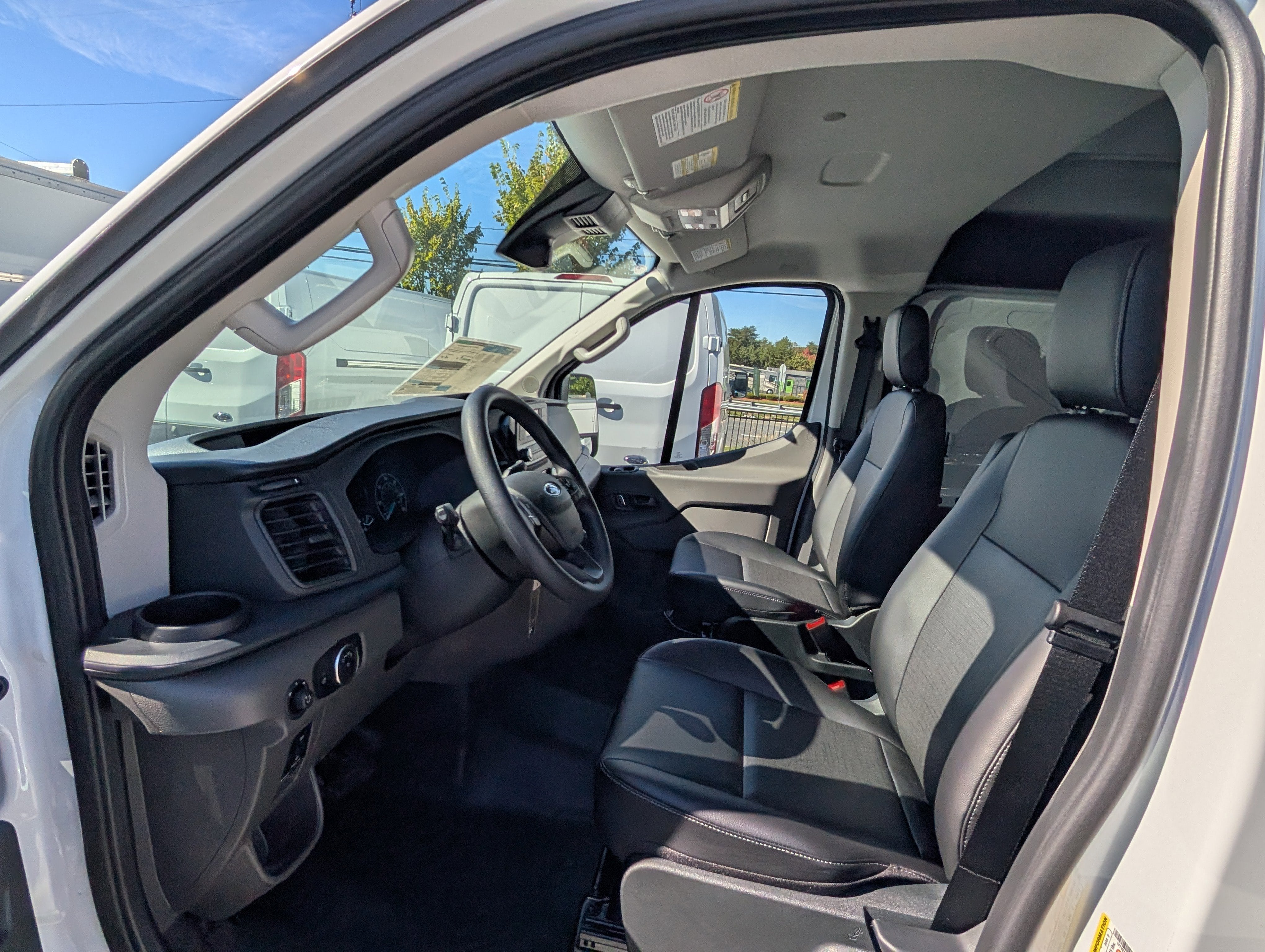 2025 Ford Transit Cargo Van Base