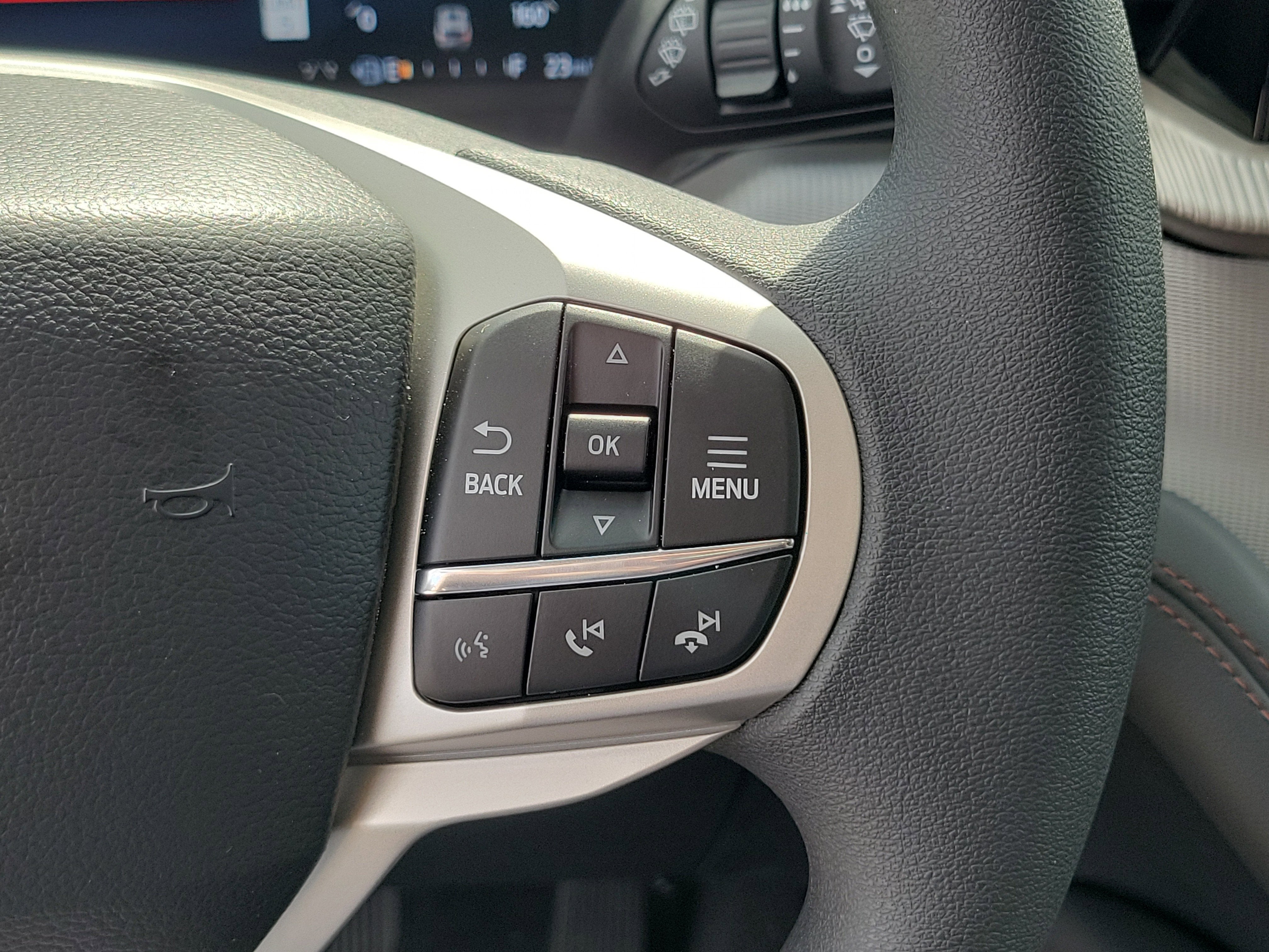 2026 Ford Explorer Active 100A