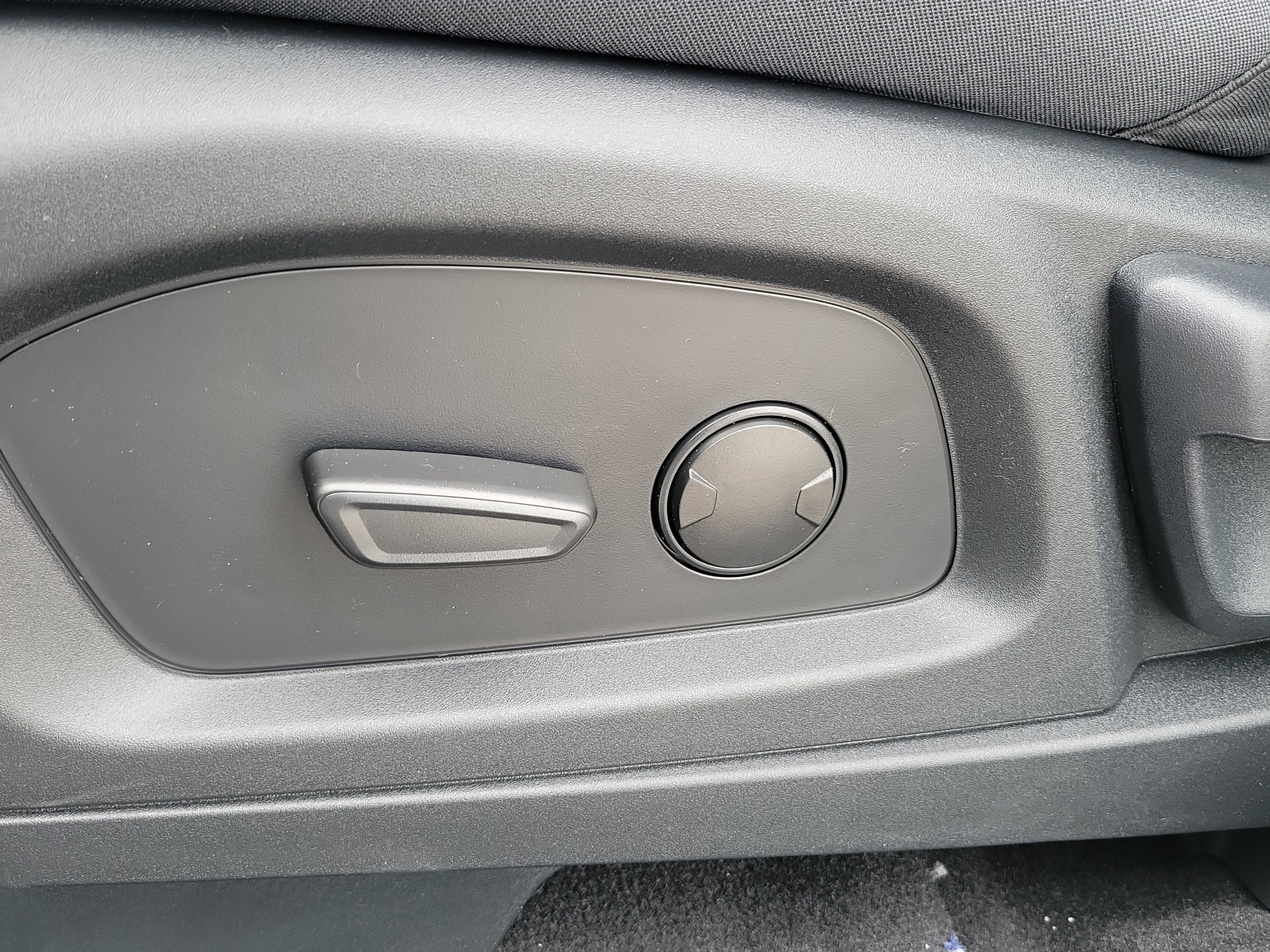 2026 Ford Explorer Active 100A